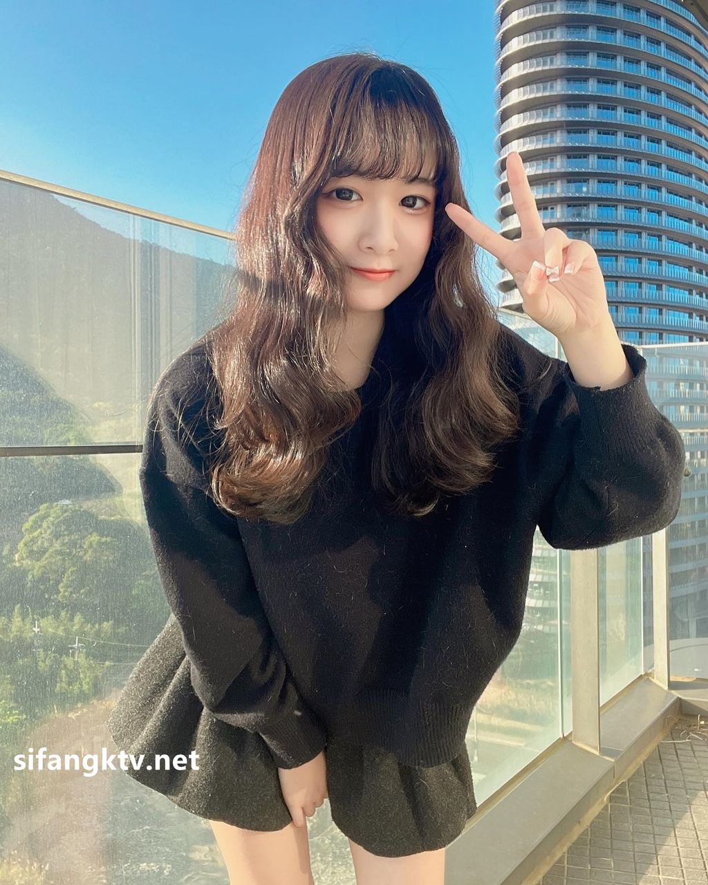 lolixnixax(小只马妮娜): 超级可爱的双马尾福利姬 #01 350 lolixnixax(小只马妮娜): 超级可爱的双马尾福利姬 #01