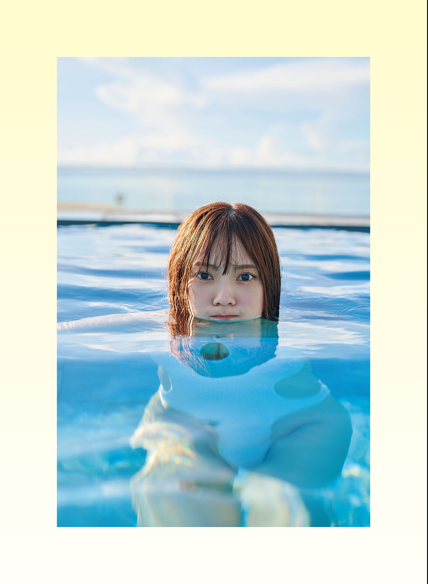 [Photobook] 宮田愛萌 Lilas【DMM限定アザーカット付き版】