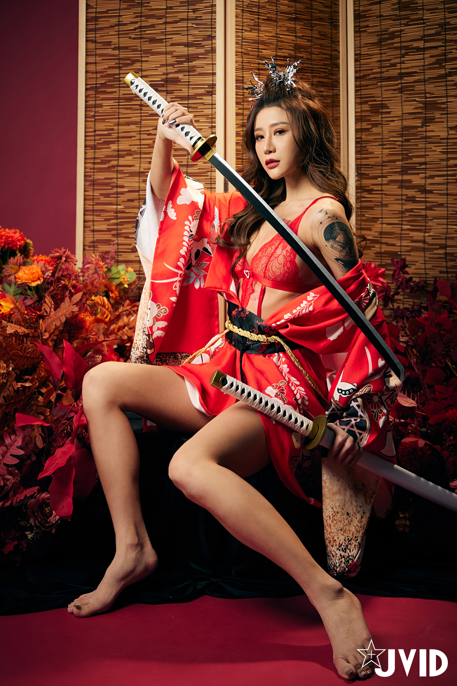 [JVID] Lara 雙囍 – 聖上寵幸首選～傾國傾城囍媚娘 婀娜多姿 酥胸外露