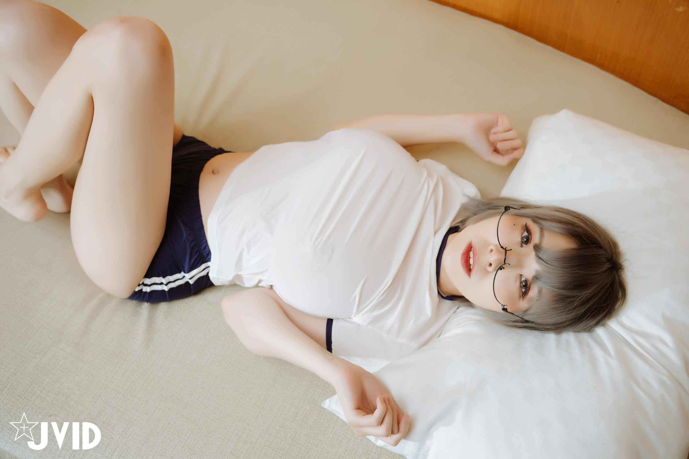 [JVID] 黎菲儿 & 黎葵司 – 双巨乳欧美日系两种风格一次拥有