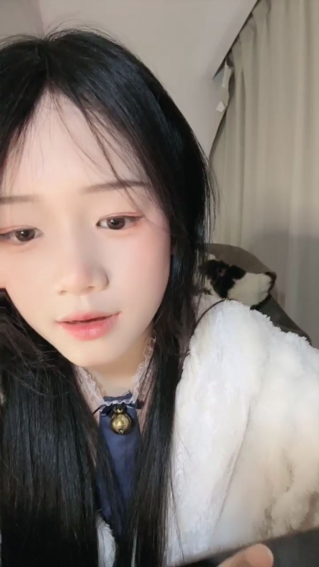 e懒得喷: 危险纯欲体 G奶女大生裸舞 41 e懒得喷: 危险纯欲体 G奶女大生裸舞