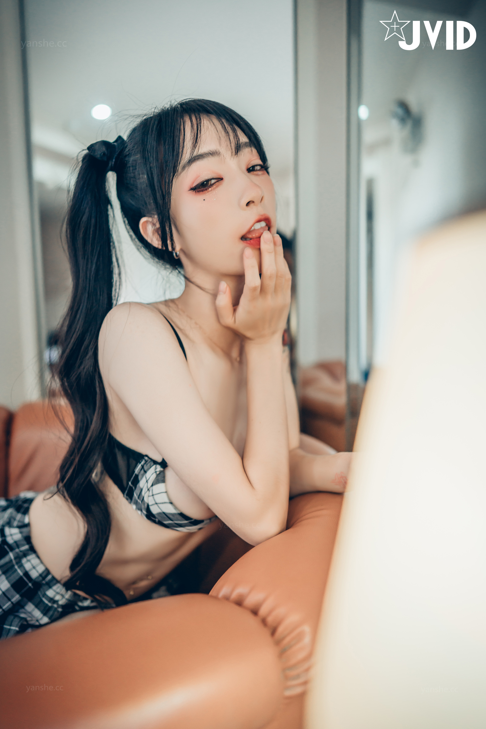 [JVID] 飄飄哥 – 色色妄想系列 校花也是大姐頭
