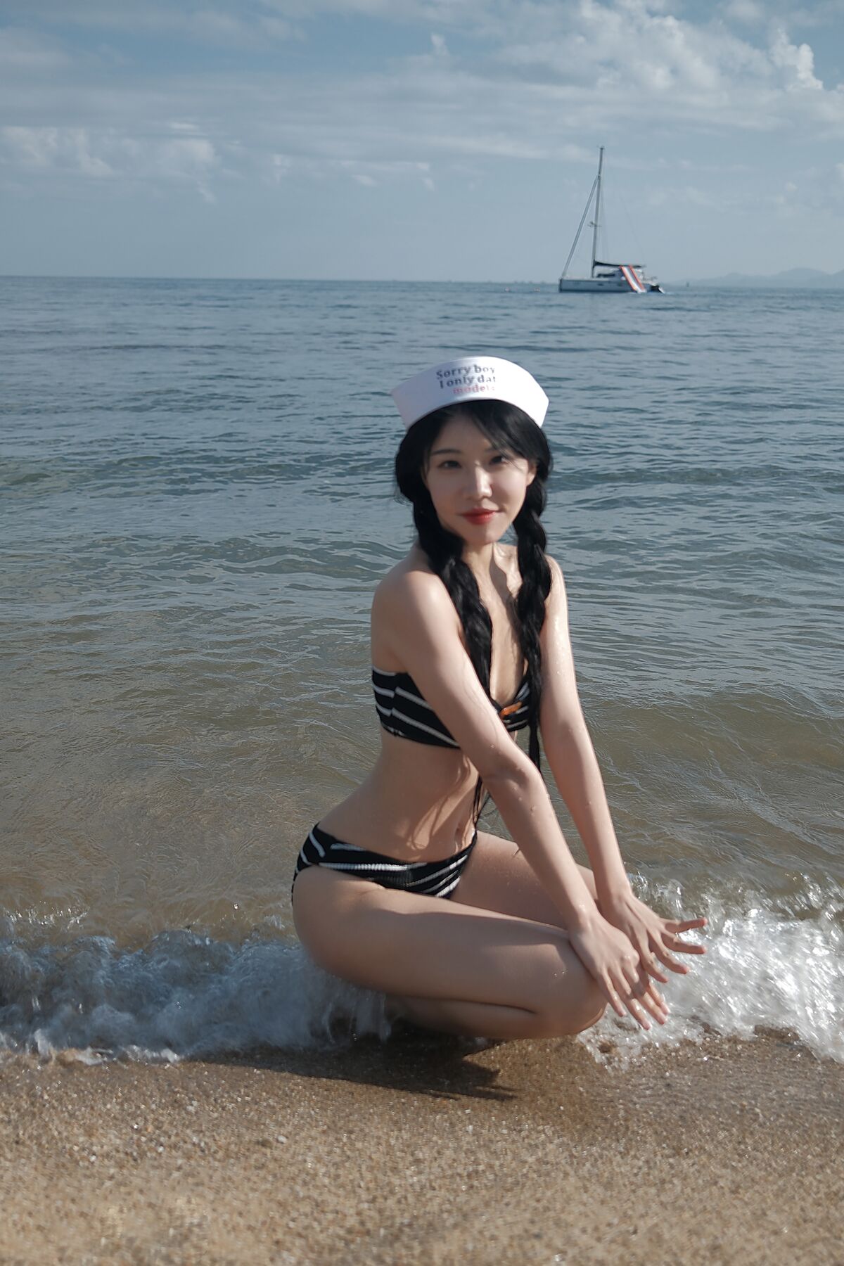YiTuYu艺图语 Vol.10442 Ye Sheng Mo Te Yuan Zi