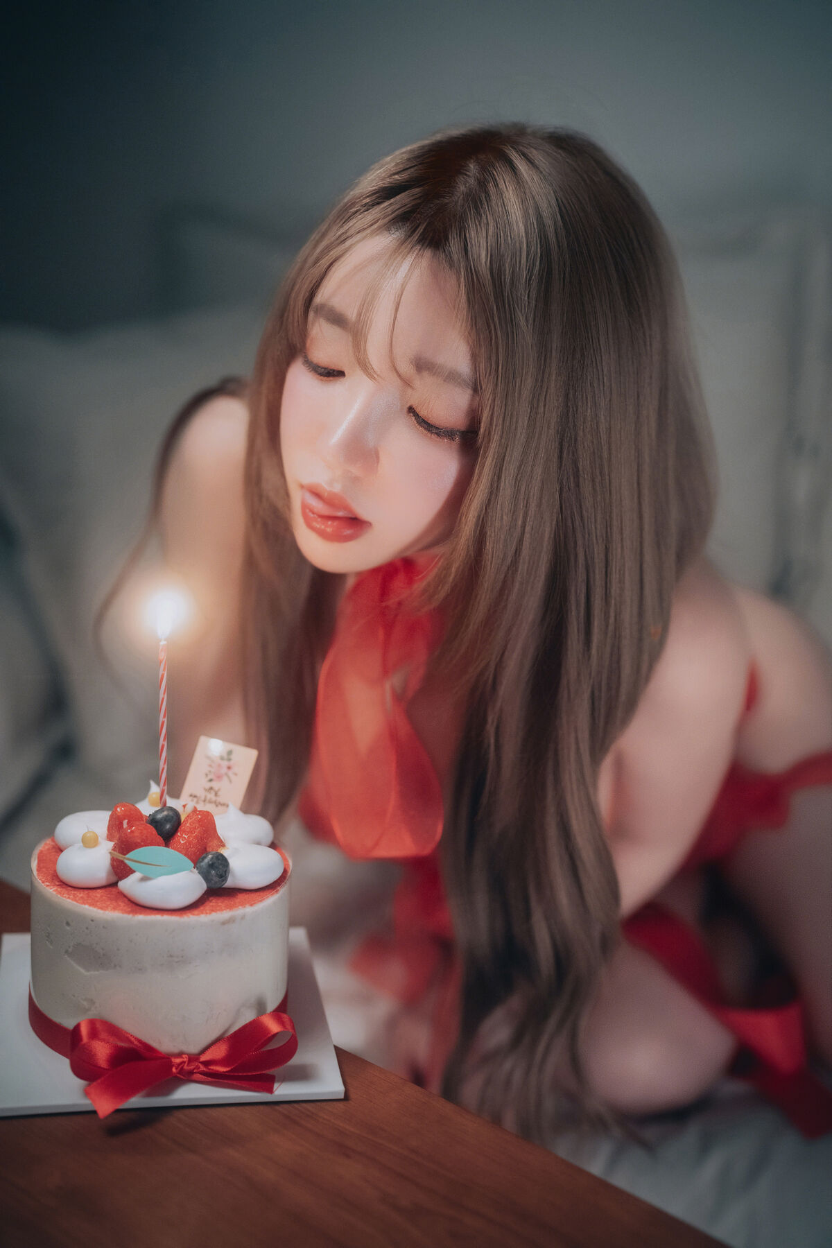 DJAWA Son Ye-Eun 손예은 - Happy Solo Birthday Part03
