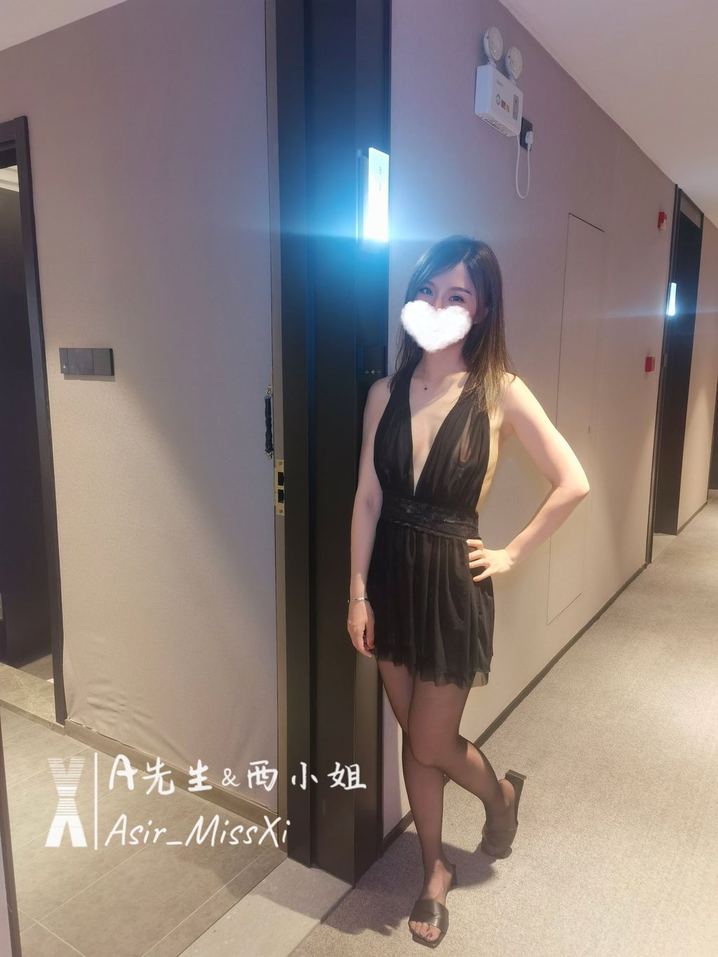 [OtherXXX] A先生西小姐： 淫妻调教 人前露出私拍福利