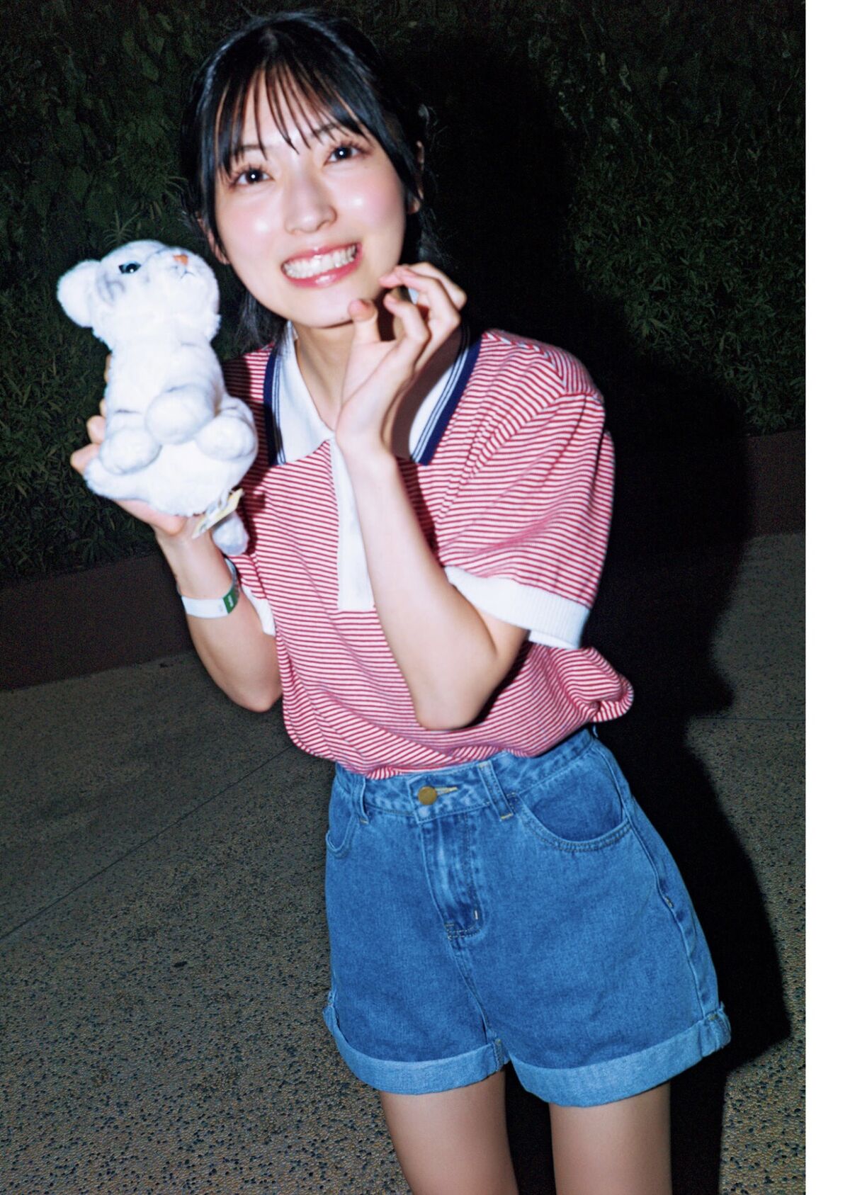 Airi Sato 佐藤綺星 - 1st写真集 天使の反射角度 Part01