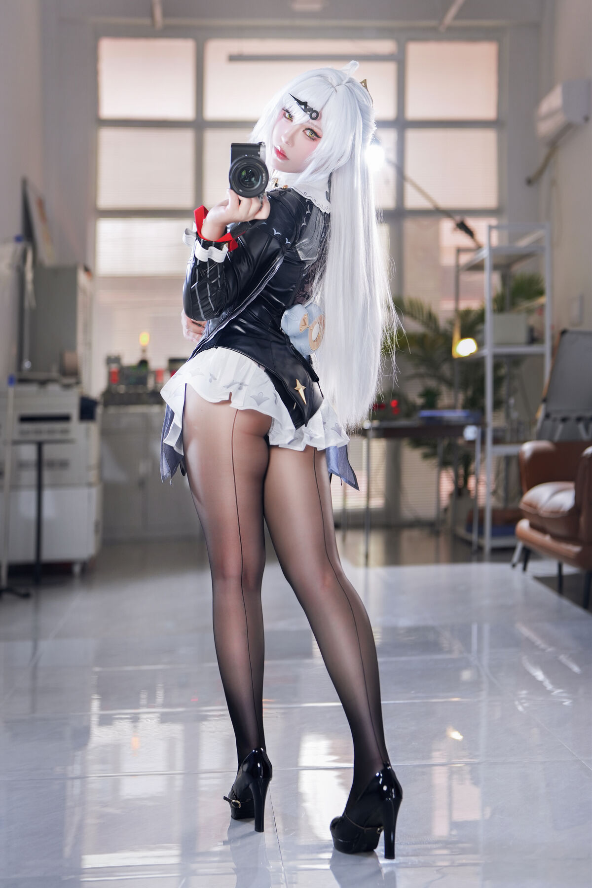Coser@半半子 - 绝区零 儀玄師匠 墨形影踪