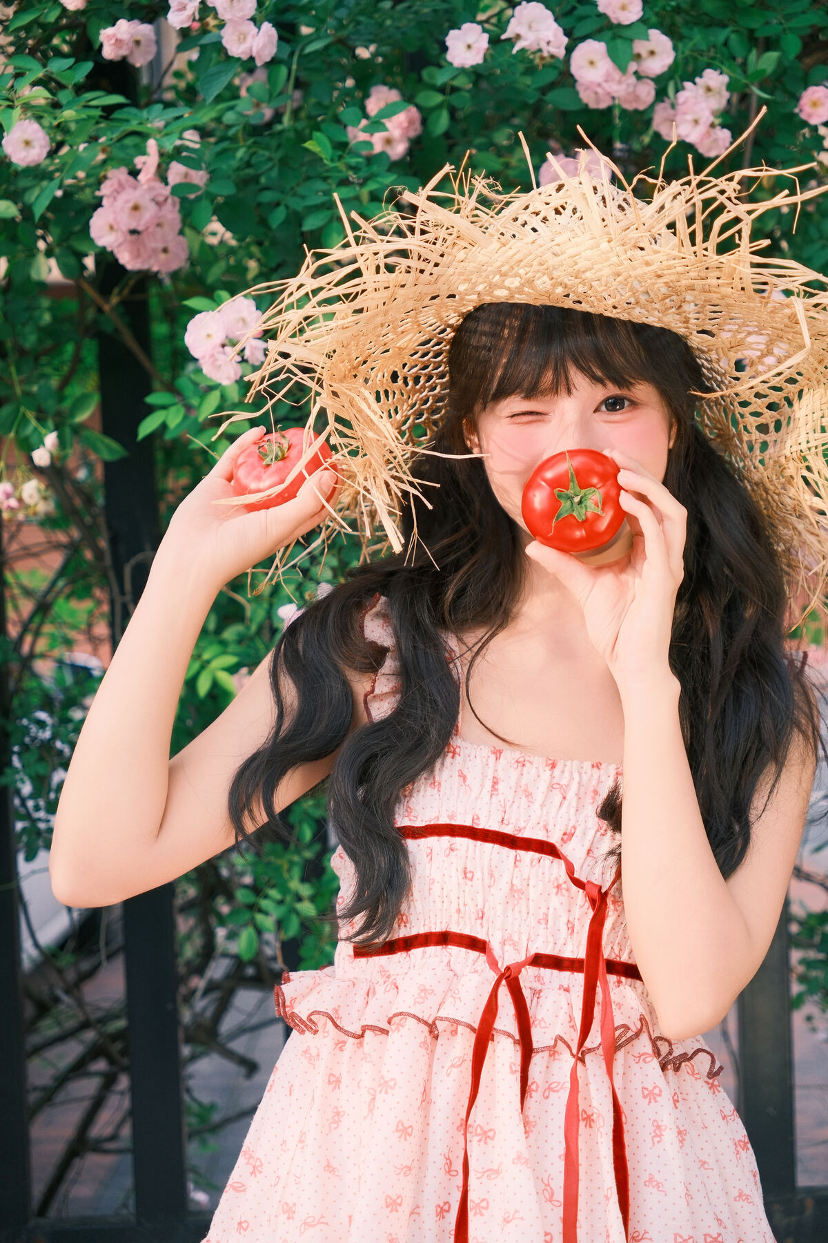 YiTuYu艺图语 Vol.10263 Xia Yu Xiao Nian
