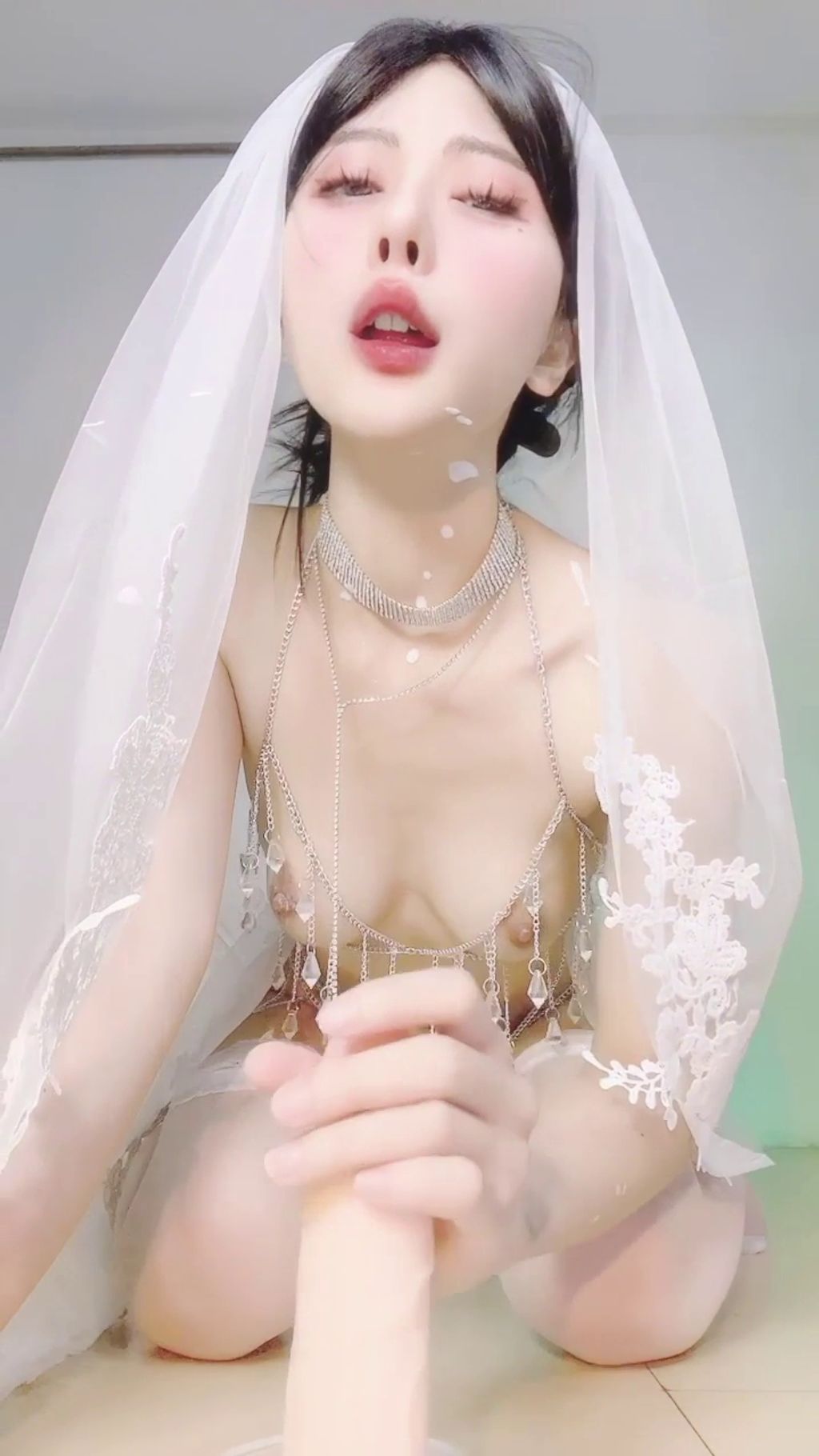 蘸点蜜桃酱: 半糖完美女主播福利全尺度视频 105 蘸点蜜桃酱: 半糖完美女主播福利全尺度视频