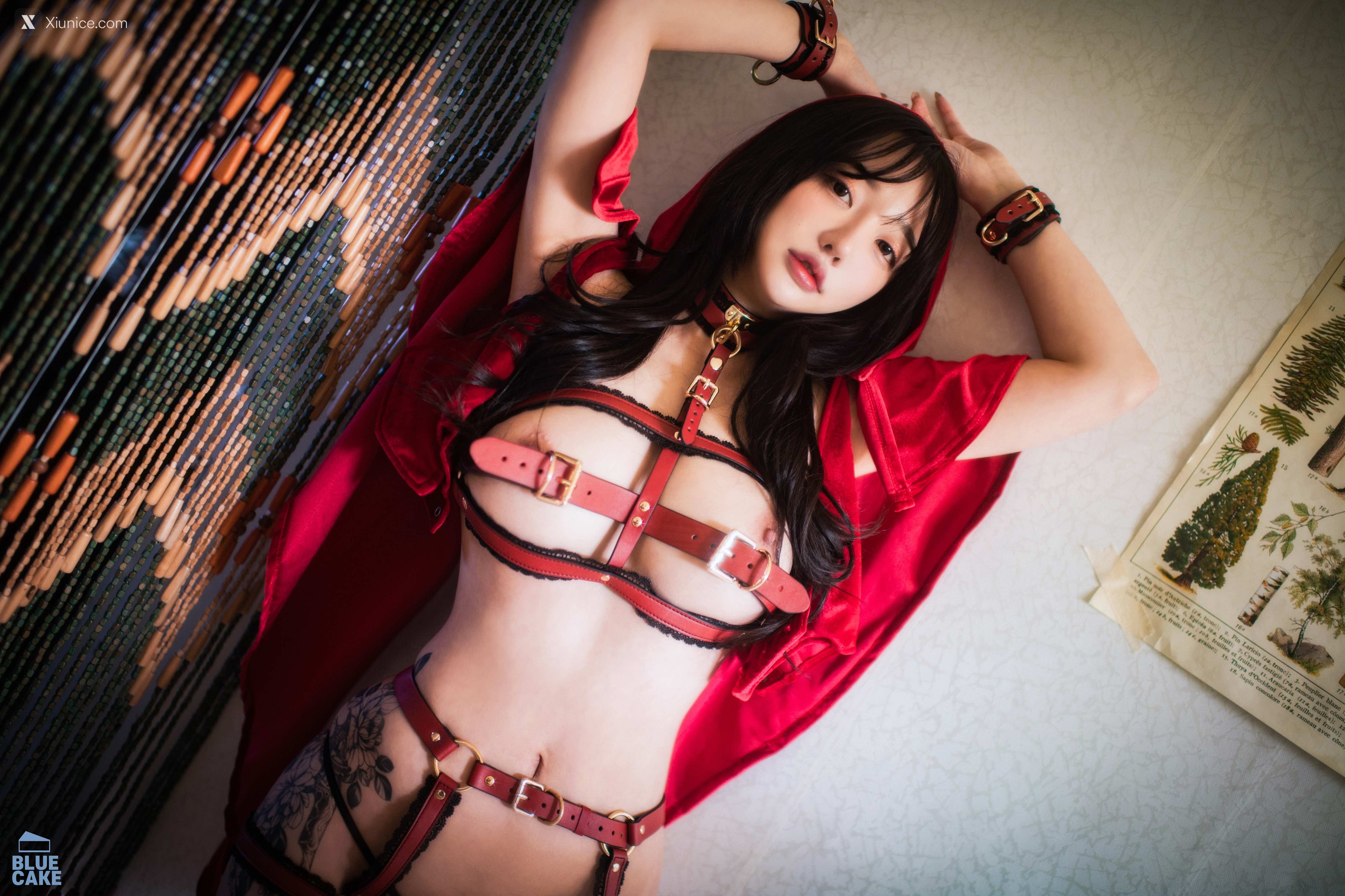 BLUECAKE Son Ye-Eun (손예은) – REDHOOD SM 4K