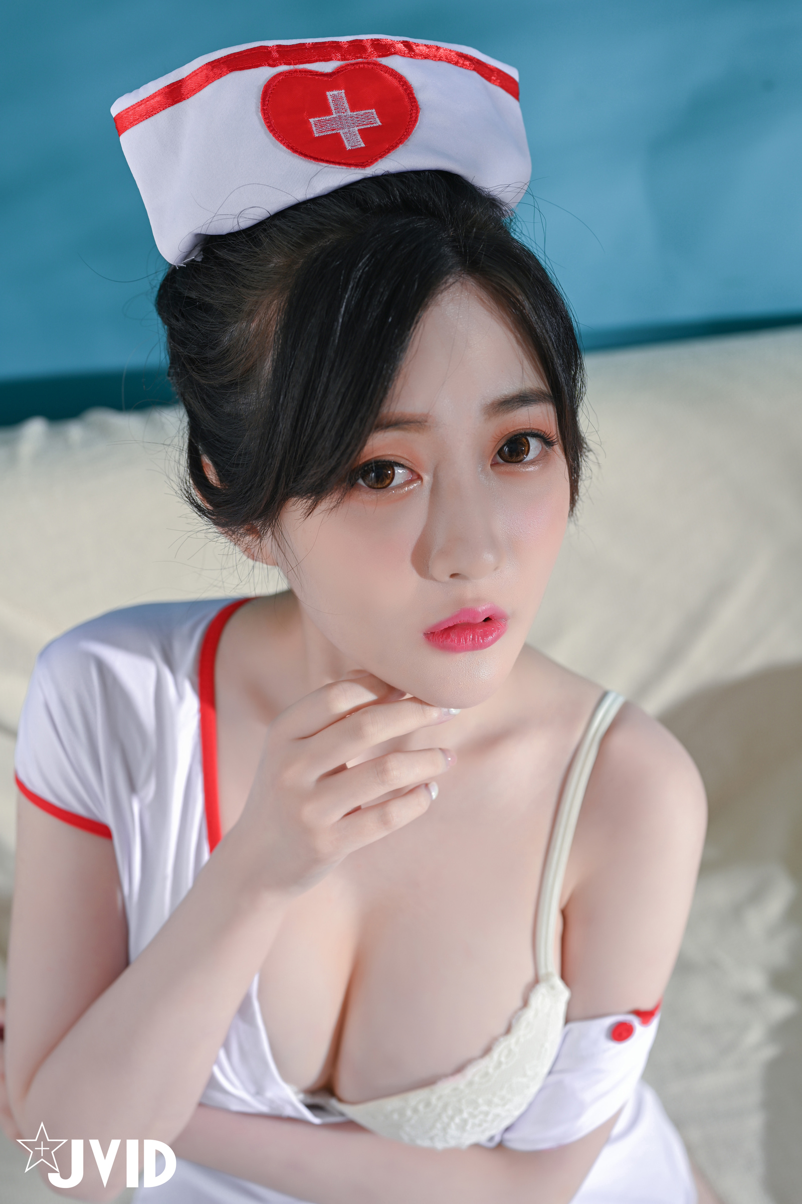 [JVID] 璃奈醬 – 打完疫苗是不是發燒酸痛痛？小護士璃奈醬全心陪伴照顧你!還沒輪到打疫苗超幹？沒關係璃奈醬腳開開給你在神鮑裡注入白色汁液