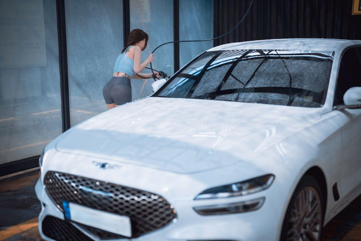 DJAWA Son Ye-Eun 손예은 - Wash My Car Part02