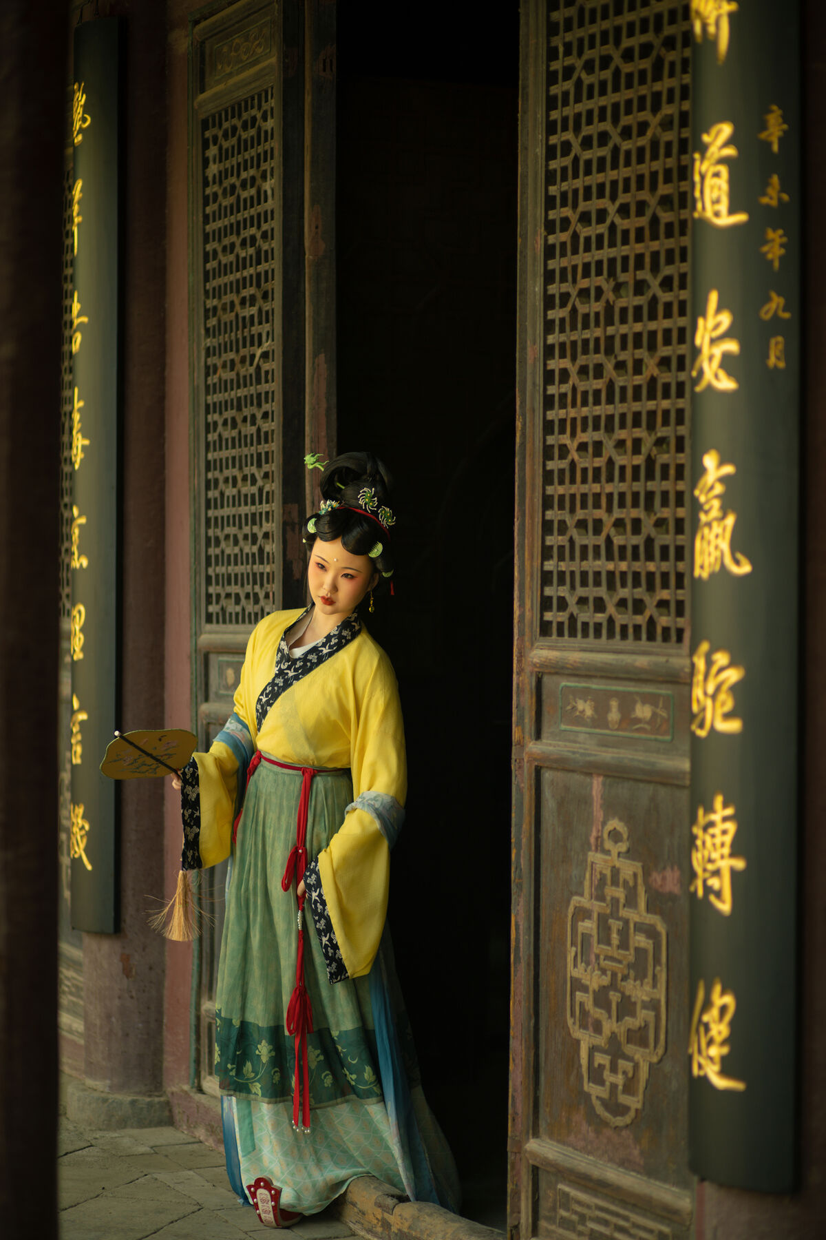 YiTuYu艺图语 Vol.10539 Liu Qi Qi