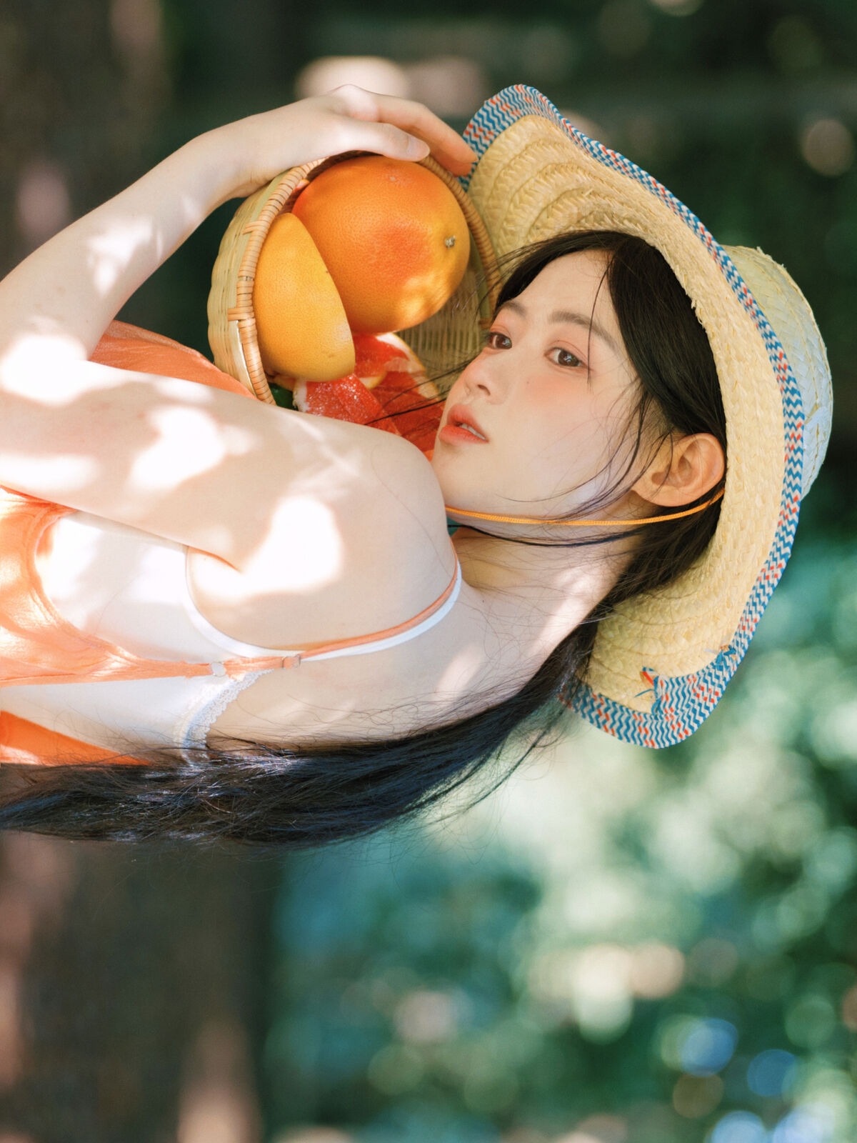 YiTuYu艺图语 Vol.10245 Kang Yu Qian Niki