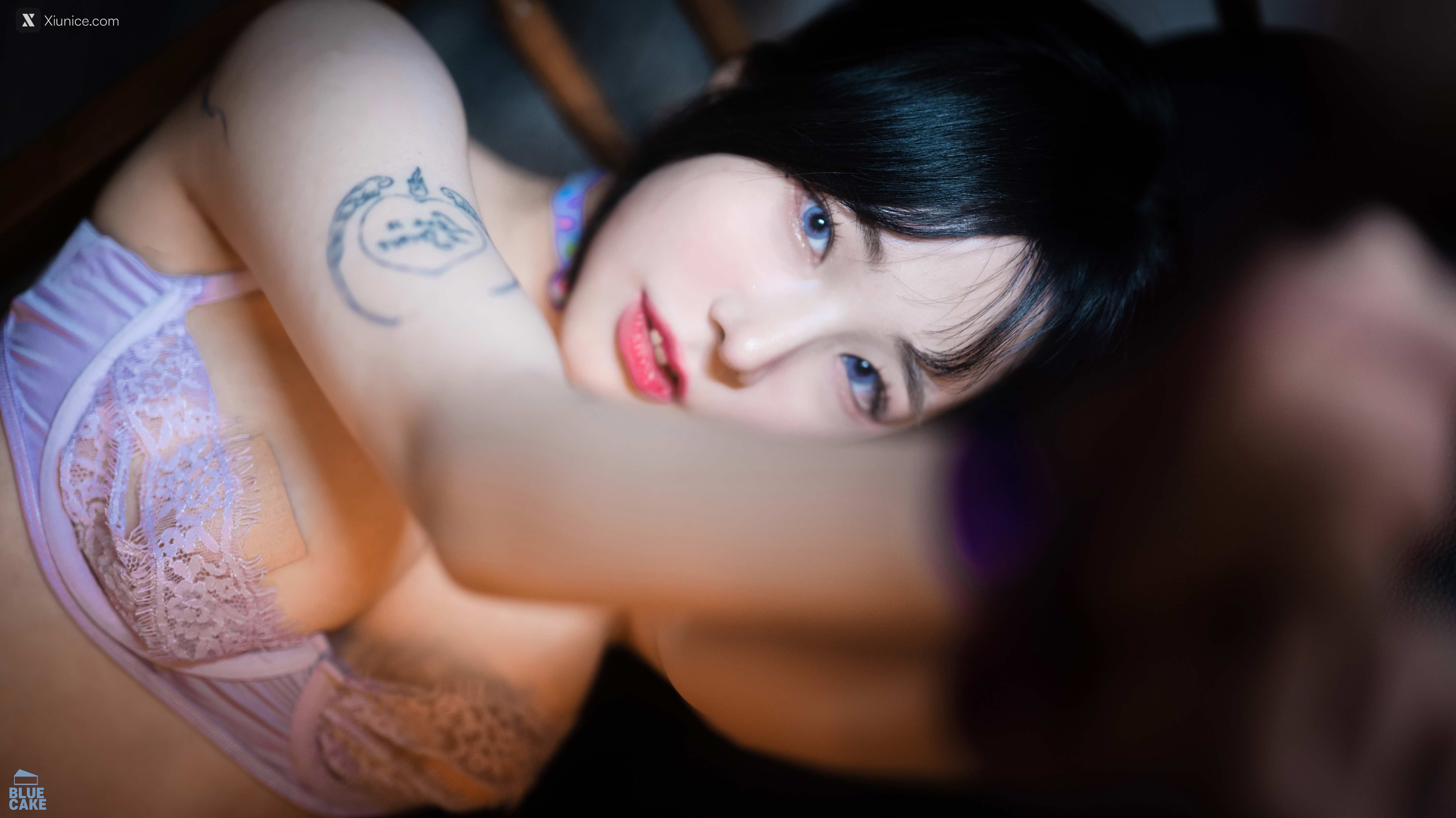 BLUECAKE Yeji (예지) – Cat Play 4K