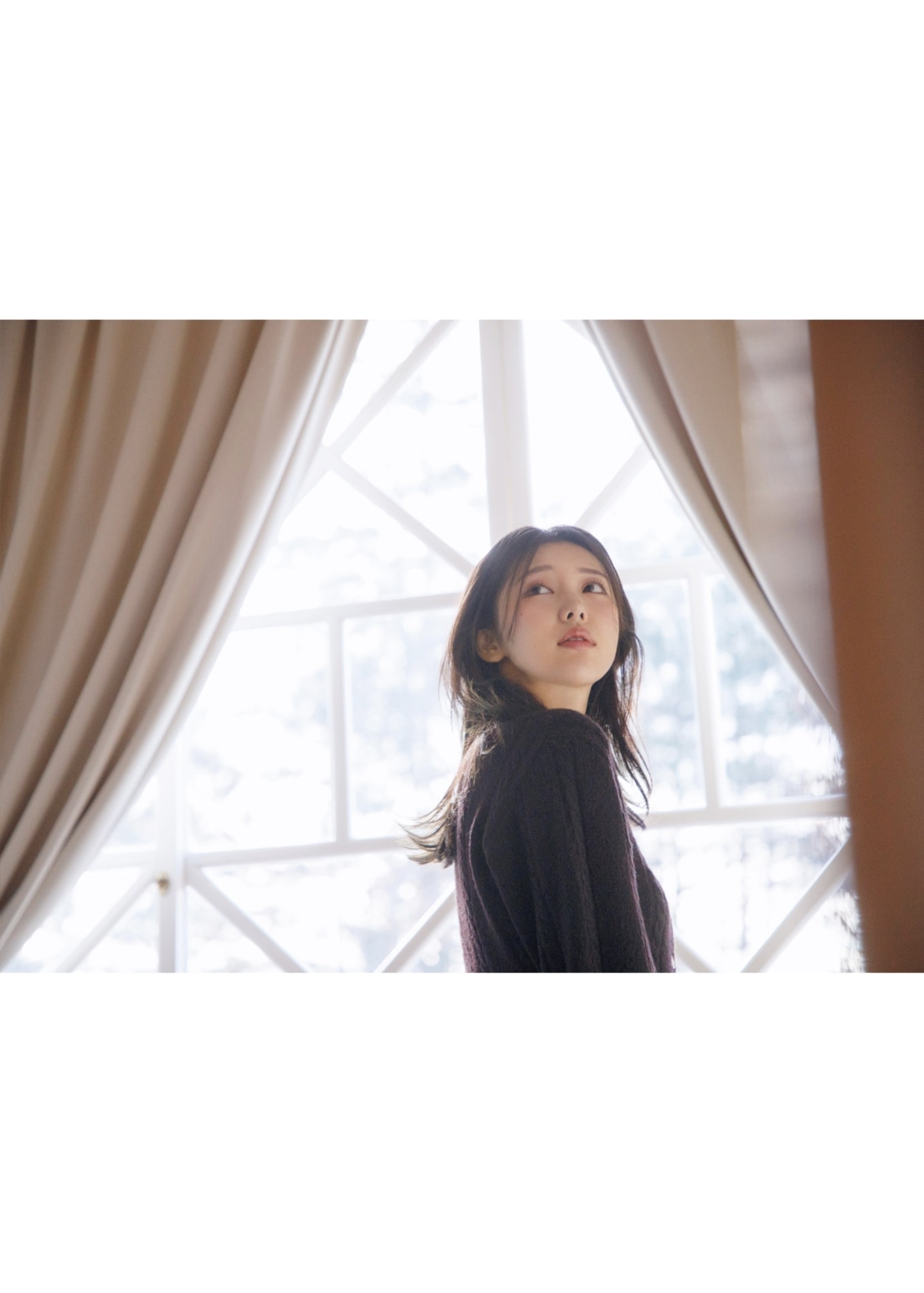 [Photobook] 志崎樺音1st写真集 unplugged