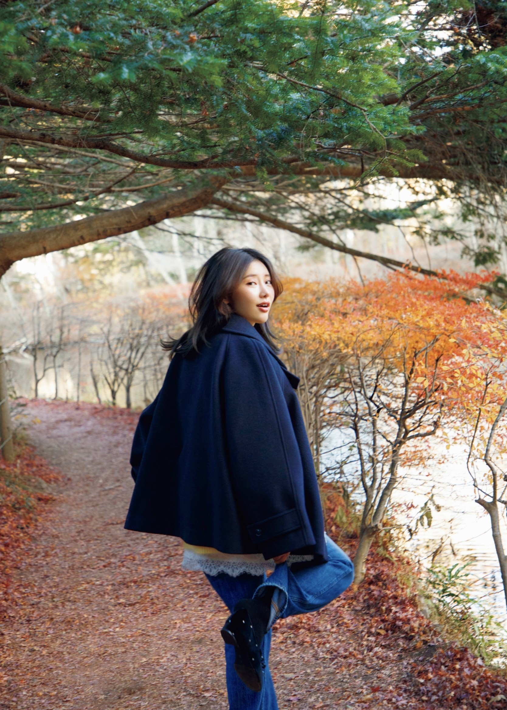 [Photobook] 志崎樺音1st写真集 unplugged