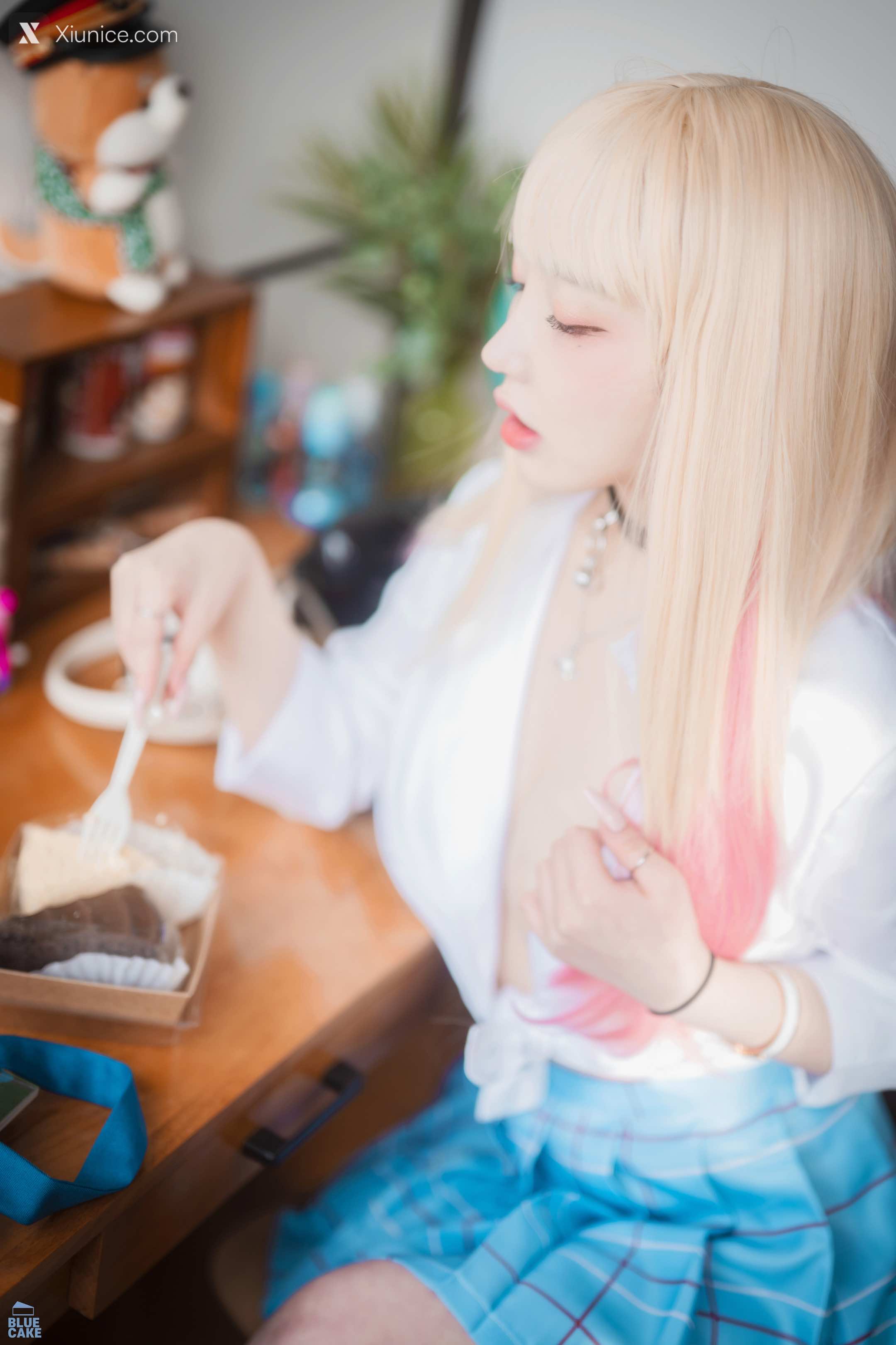 BLUECAKE Son Ye-Eun (손예은) – Marin Kitagawa WHITE ver 4K