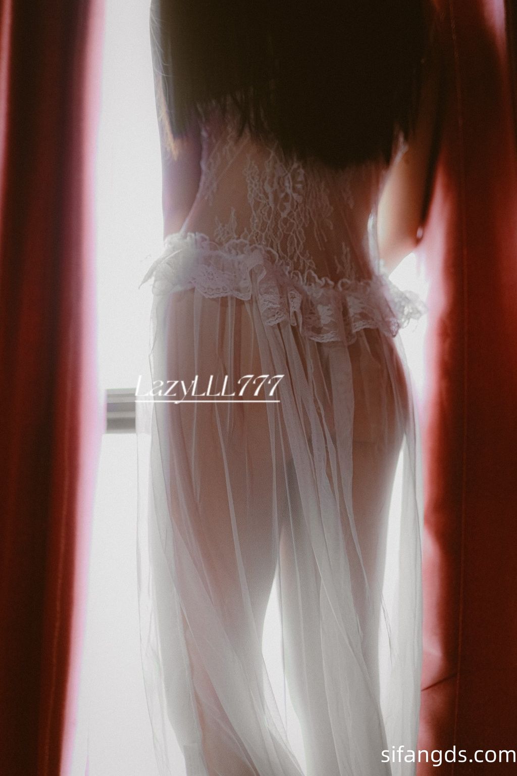 [OtherXXX] LazyLLL777(阿七)： 网红摄影师 全尺度唯美私拍