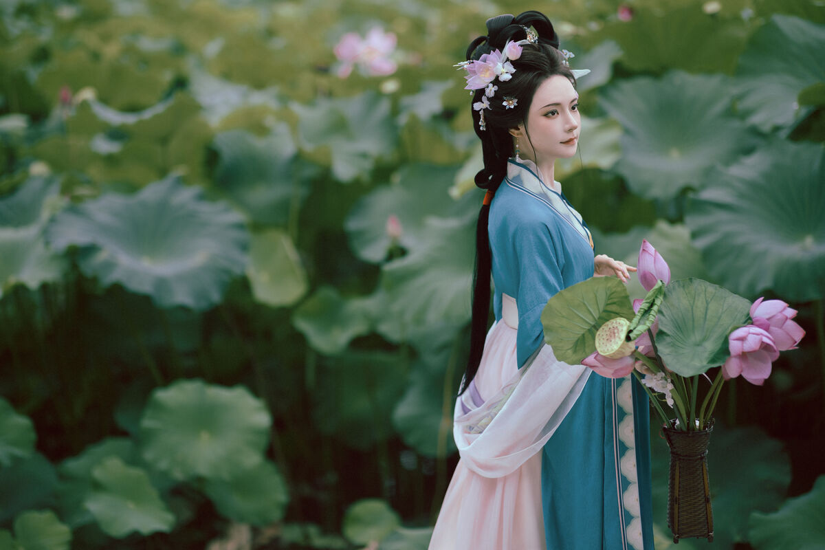 YiTuYu艺图语 Vol.10246 Ai Mo Li