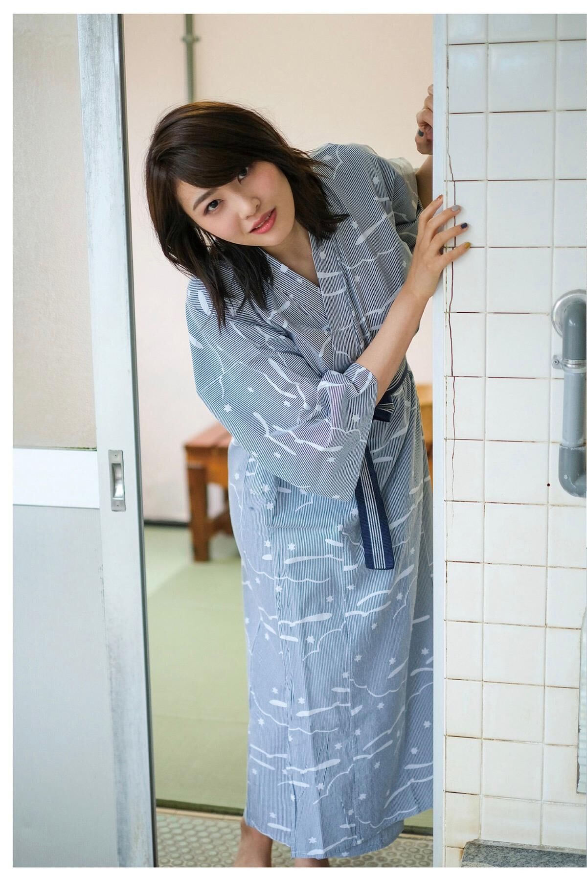 Yuuna Mitake 三岳ゆうな - 潮騒が聞こえる場所