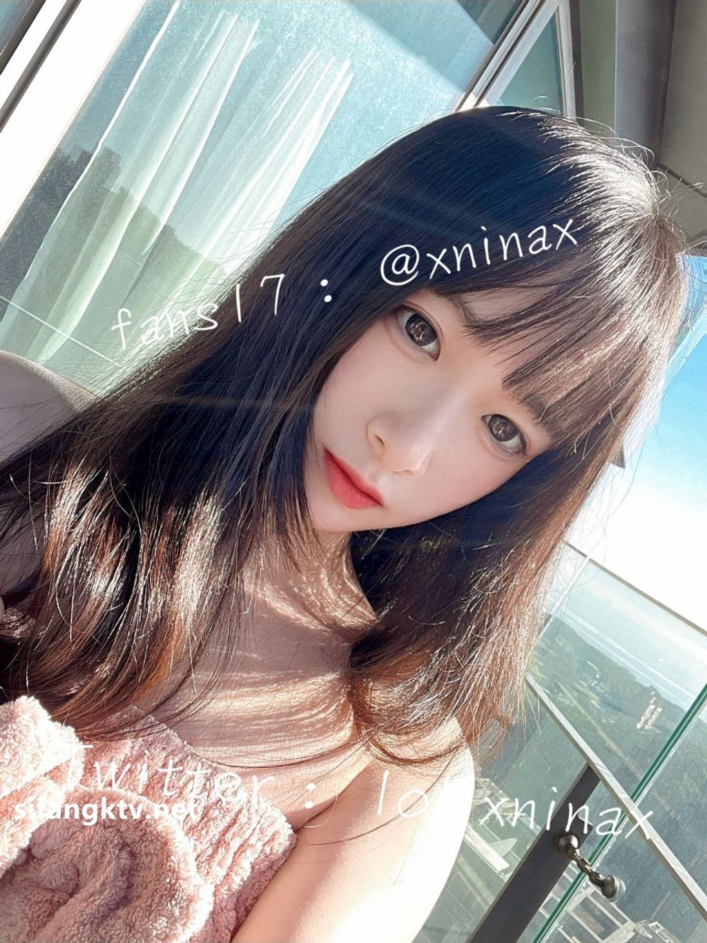 lolixnixax(小只马妮娜): 超级可爱的双马尾福利姬 #01 361 lolixnixax(小只马妮娜): 超级可爱的双马尾福利姬 #01