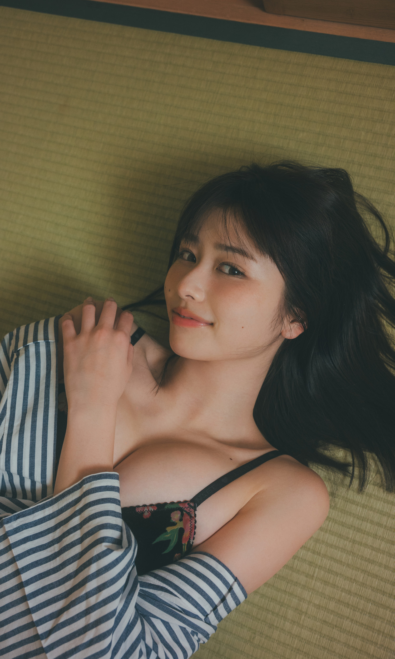 [Photobook]【デジタル限定】冴木柚葉写真集「想いはあふれて。」 (週プレ PHOTO BOOK)