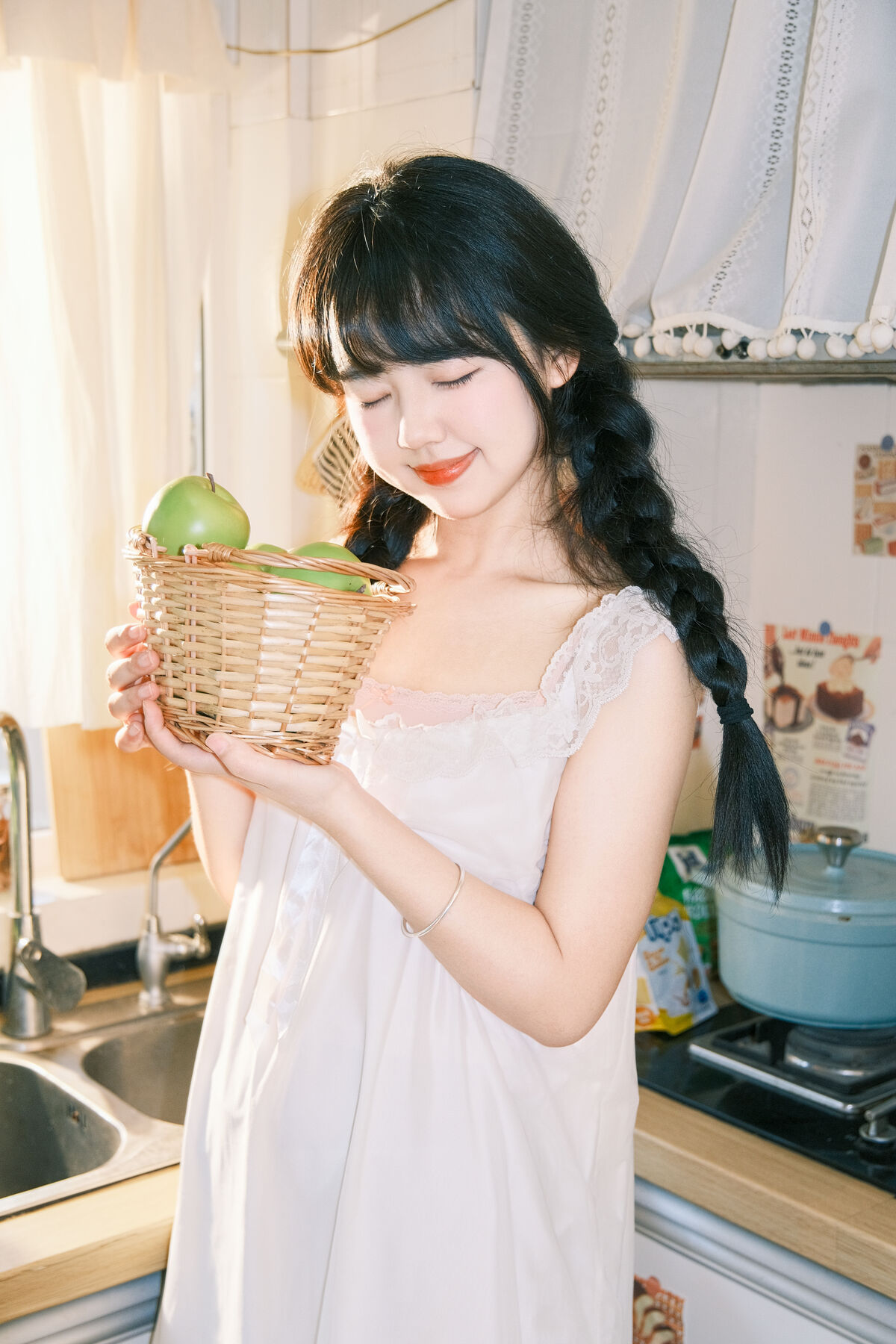 YiTuYu艺图语 Vol.10240 Xiao Li Hua Er