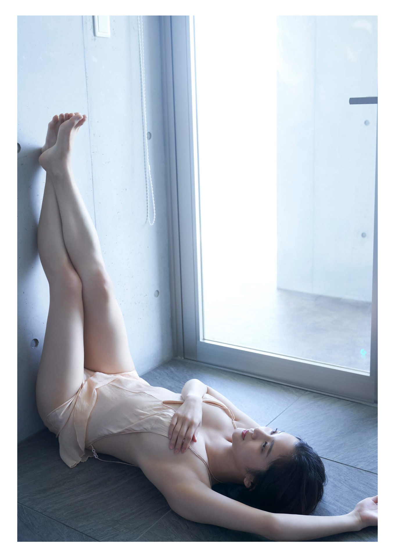 [Photobook] ワニブックス デジタル写真集 出口亜梨沙「fantastic」