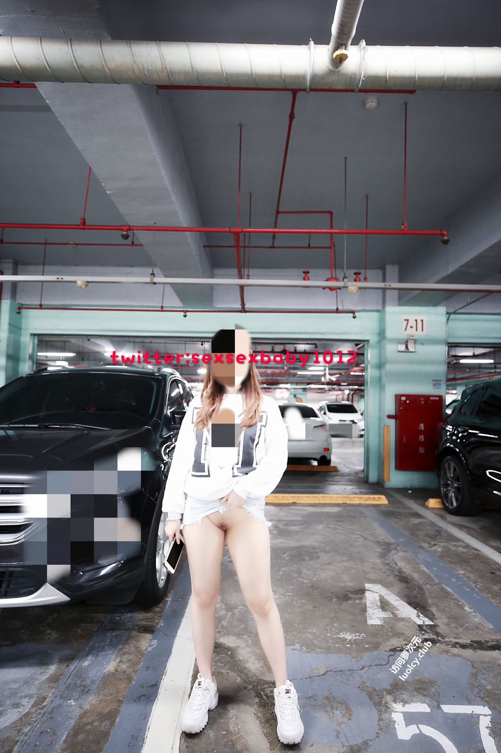 [OtherXXX] 薇安安： 极品福利姬 人前露出福利订阅