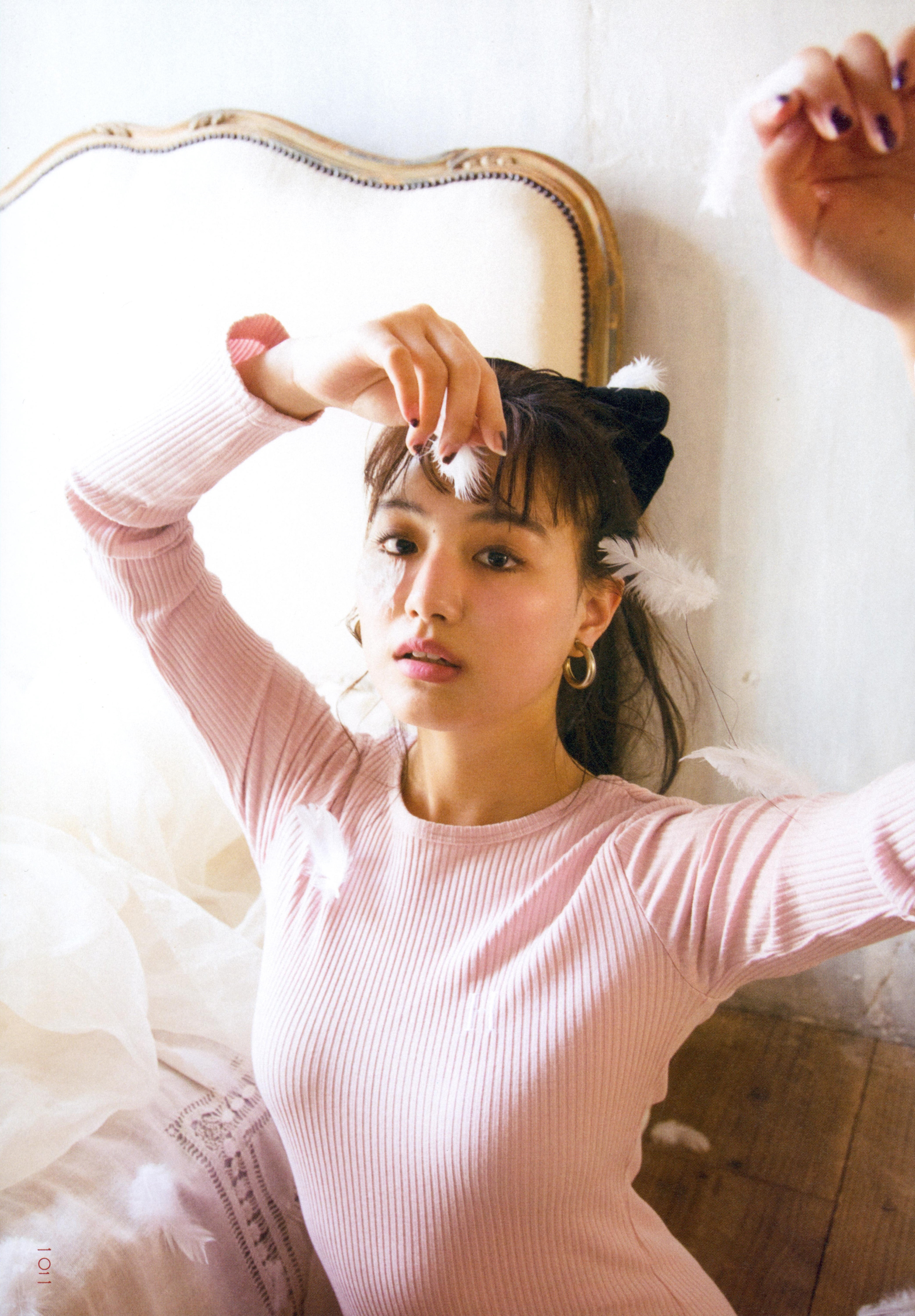 [Photobook] 鶴嶋乃愛フォトブック 恋と呼ばせて