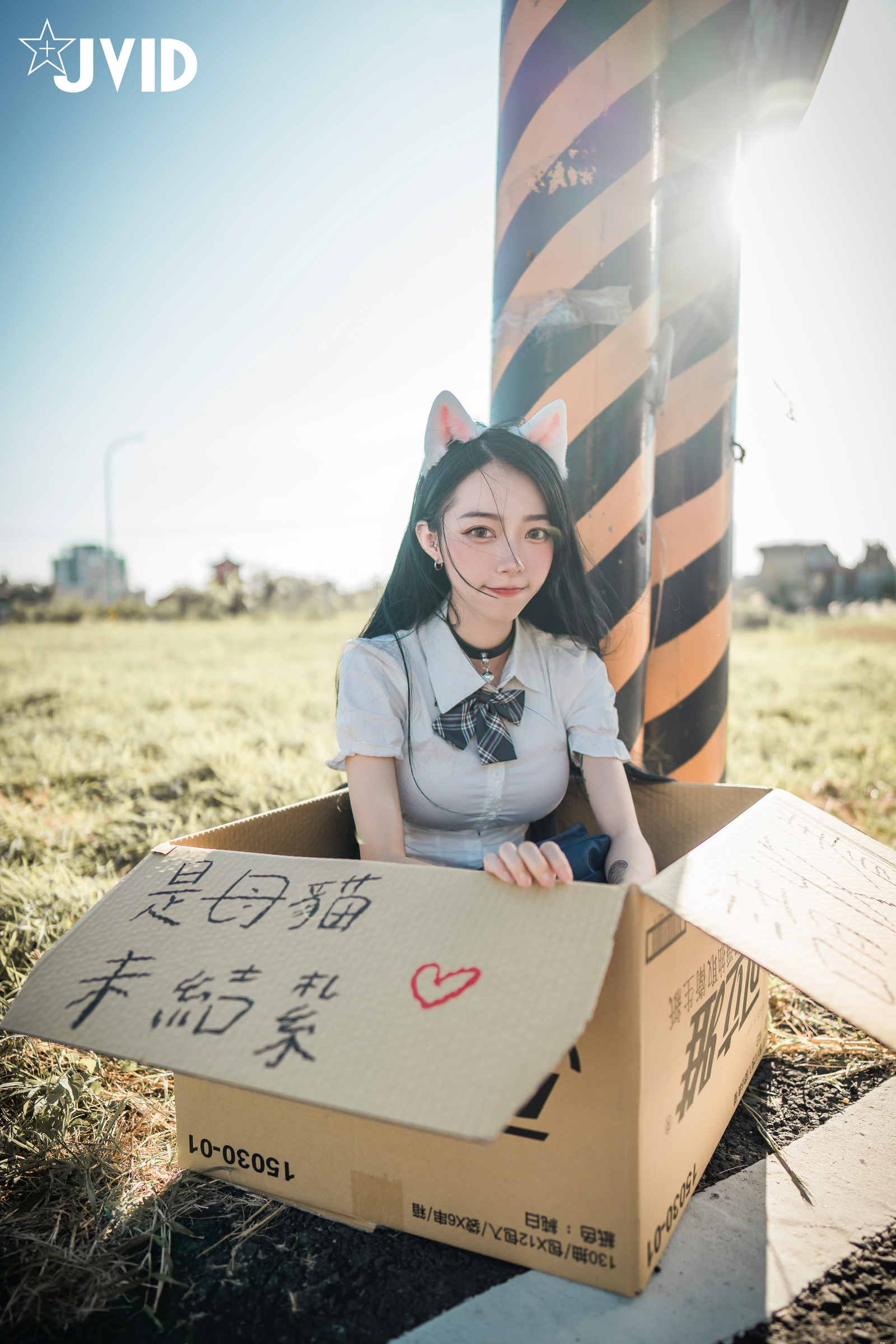 [JVID] 飄飄哥 – 貓咪收養手冊😺巨乳人形貓 女神飄飄🔞