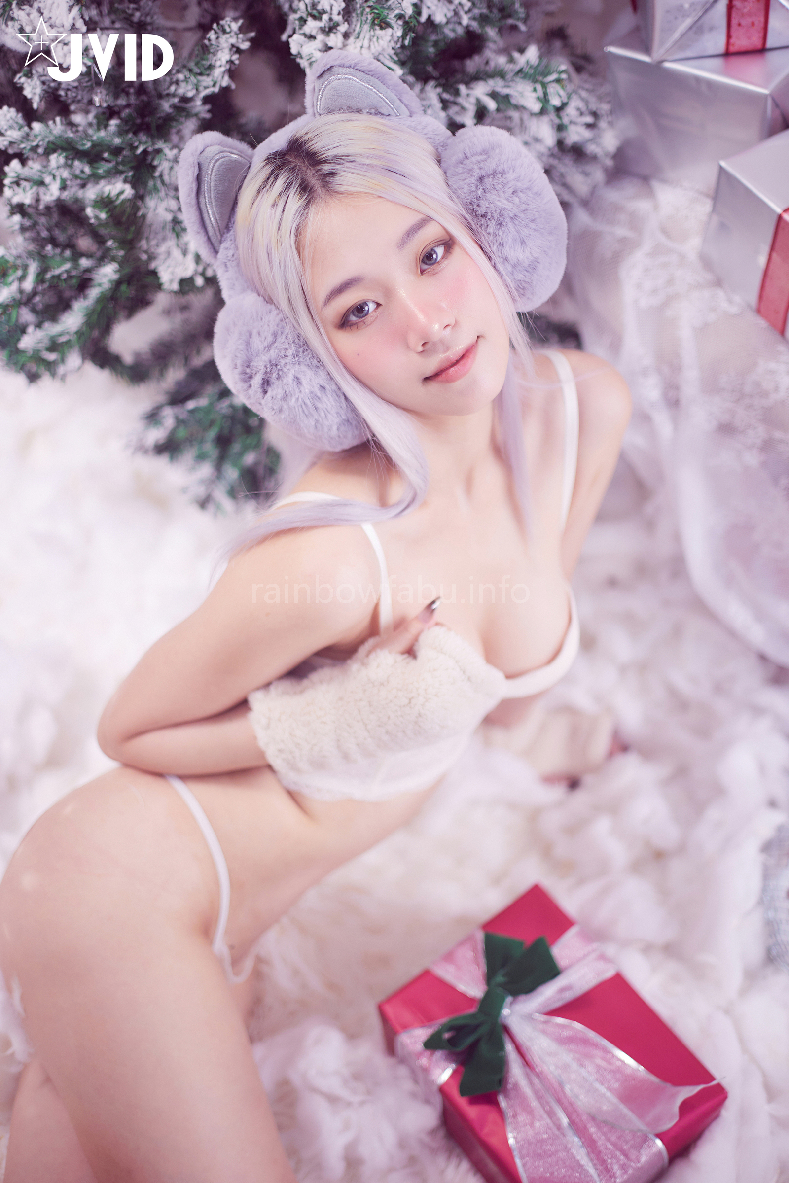 [JVID] Verna – 性感的愛死寂寞人雪女Verna陪你度過聖誕寒冬