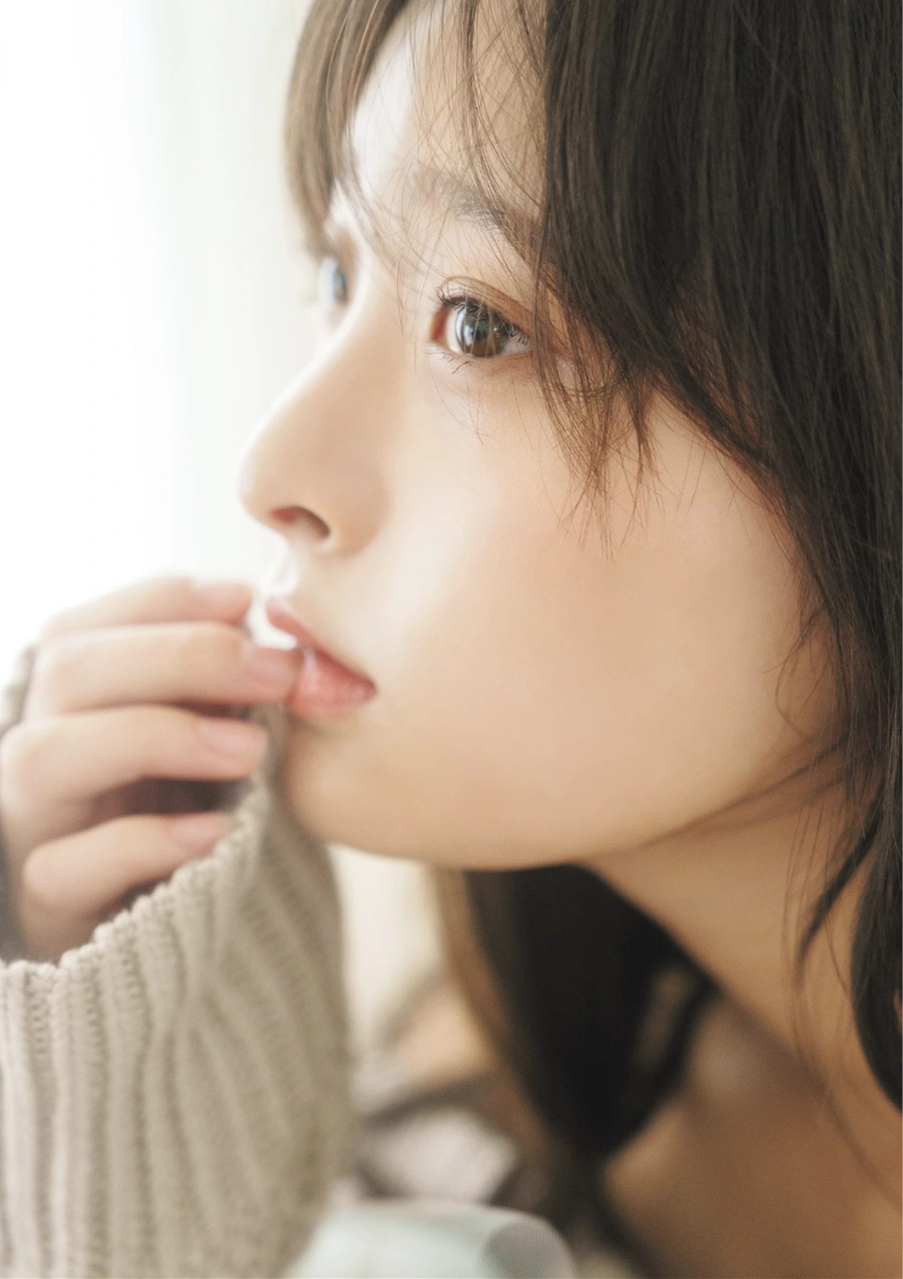 Misaki Sawa 沢美沙樹, Coco 瑚々, GIRLS Graph.010
