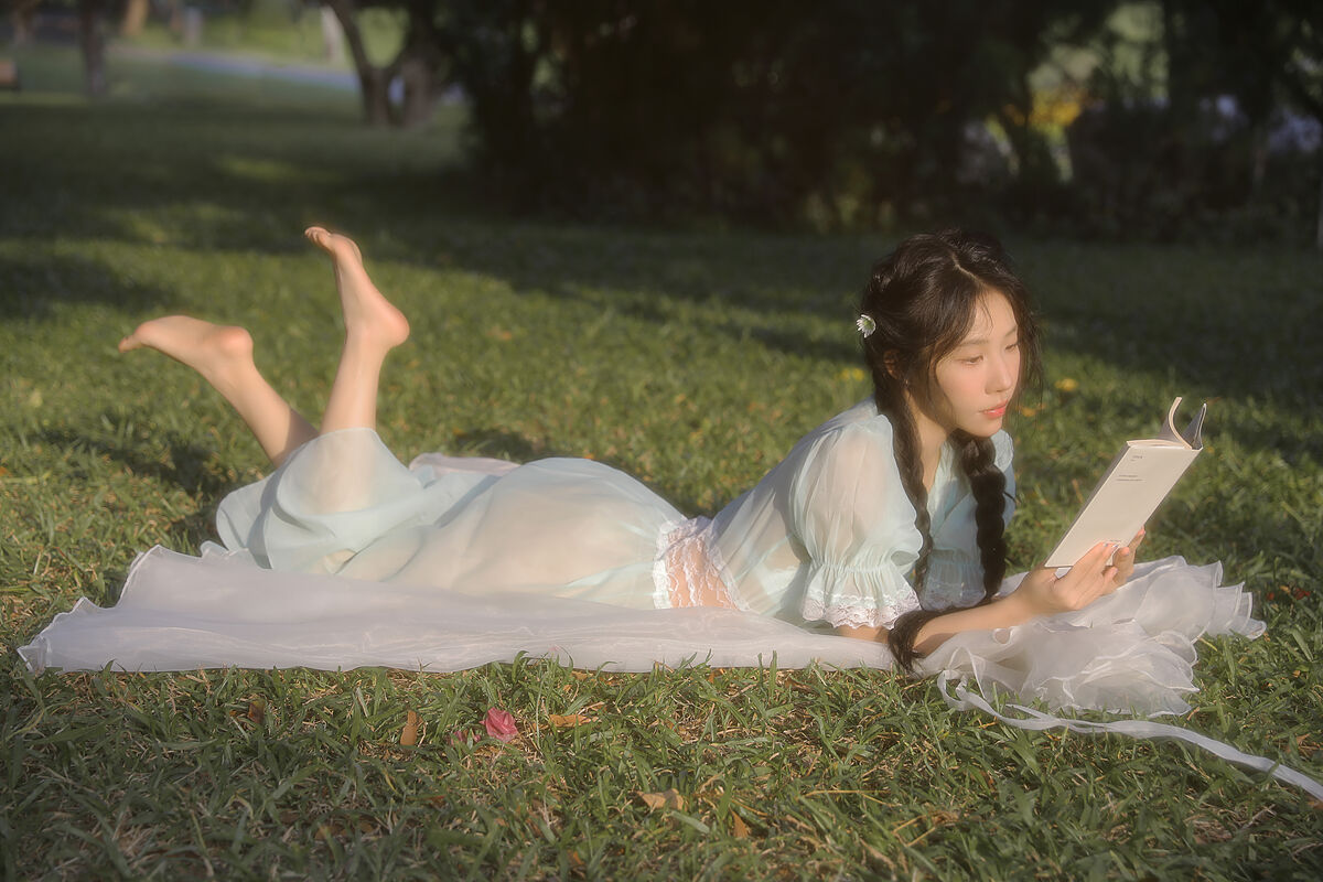 YiTuYu艺图语 Vol.10380 Ye Sheng Mo Te Yuan Zi
