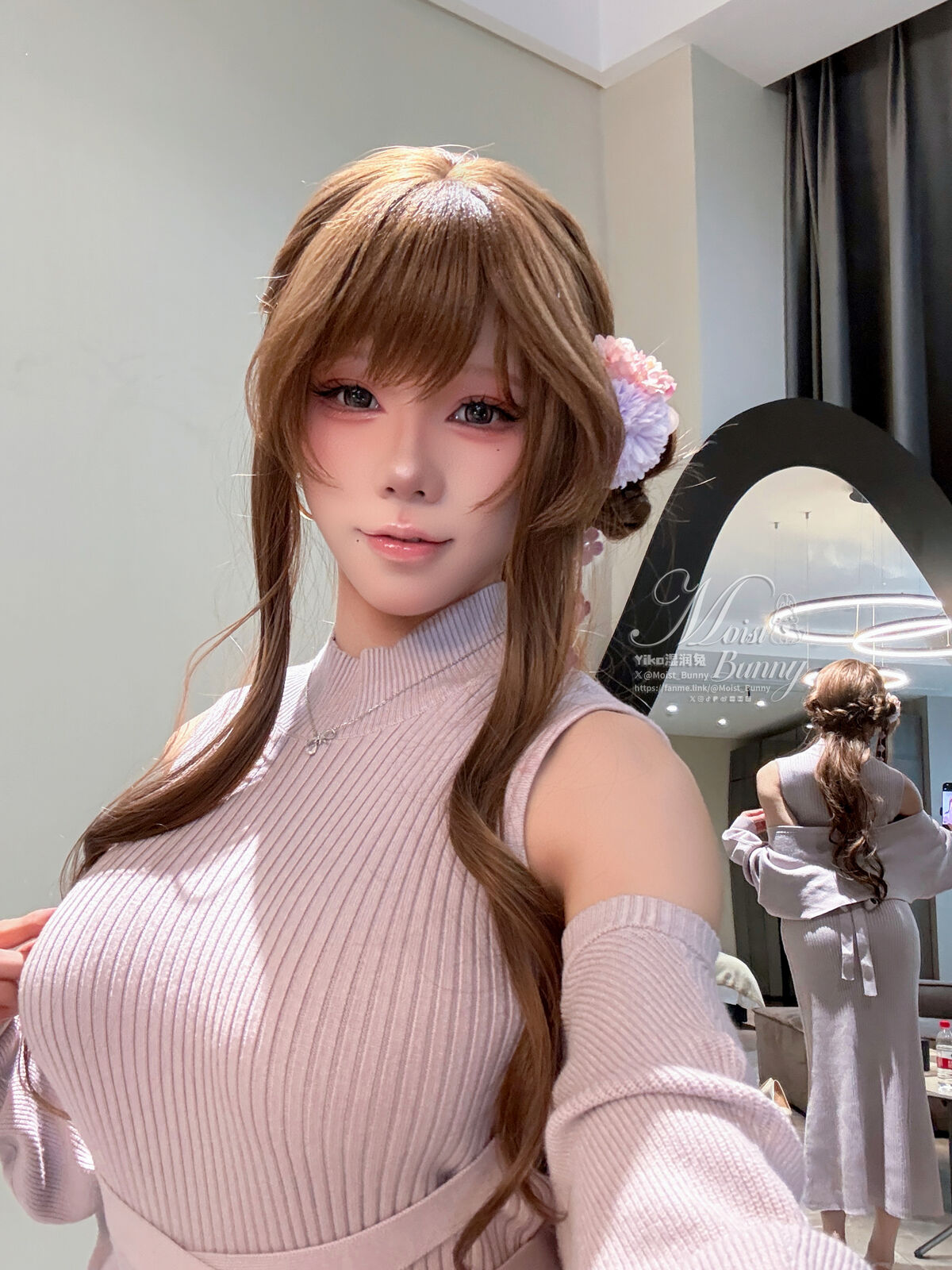 Coser@黏黏团子兔 - 2601月作品 在丈夫身边 Part01