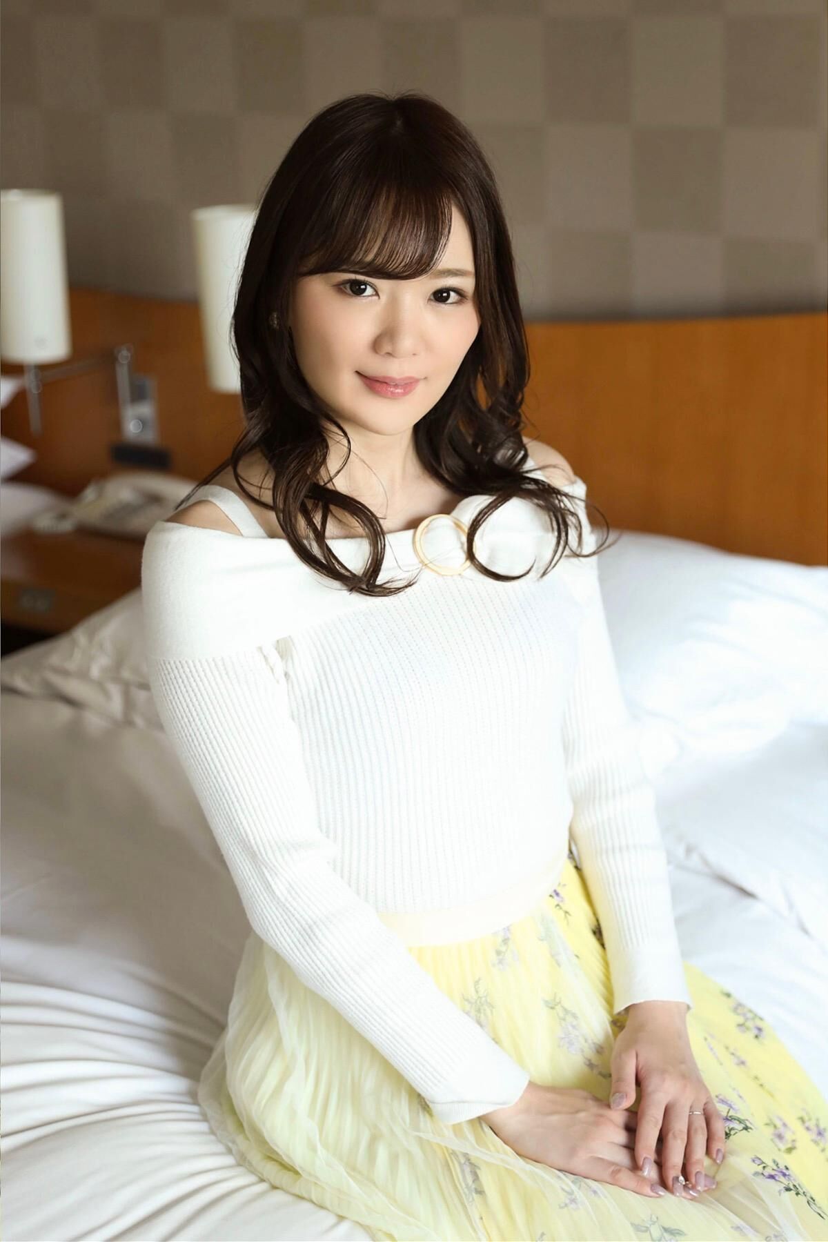 Nono Enomoto 榎本乃々 - AV女優の友達に感化され決意の撮影に挑んだ若奥様