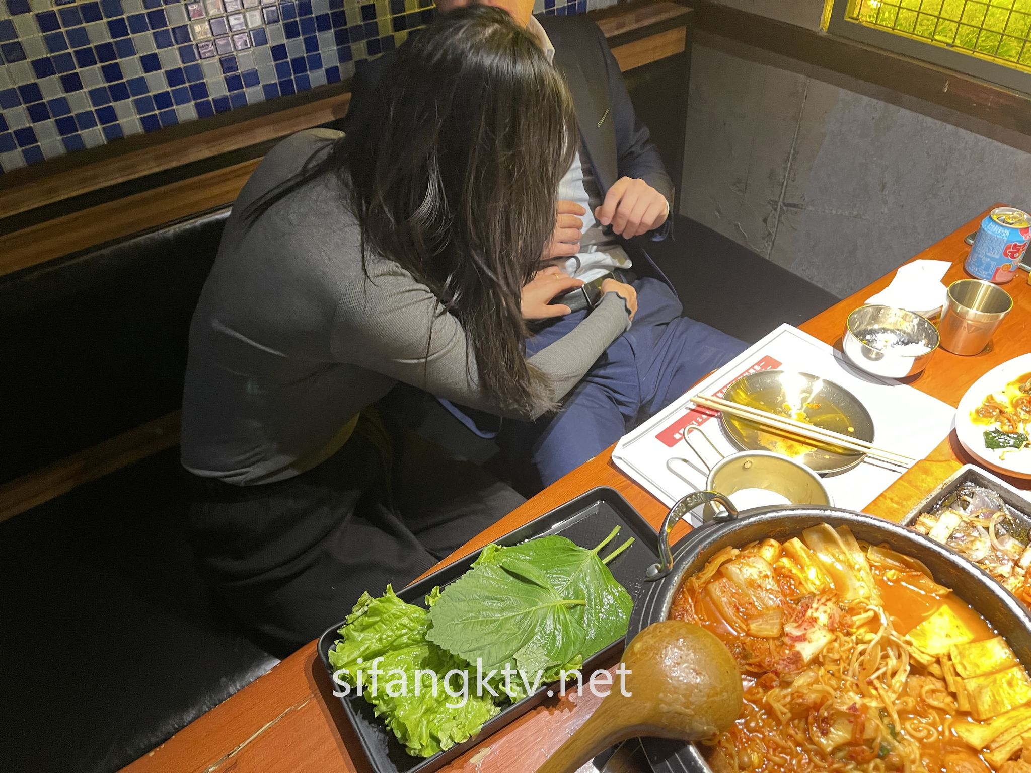 [OtherXXX] 小可爱： 绿帽癖NTR夫妻 旅拍露出