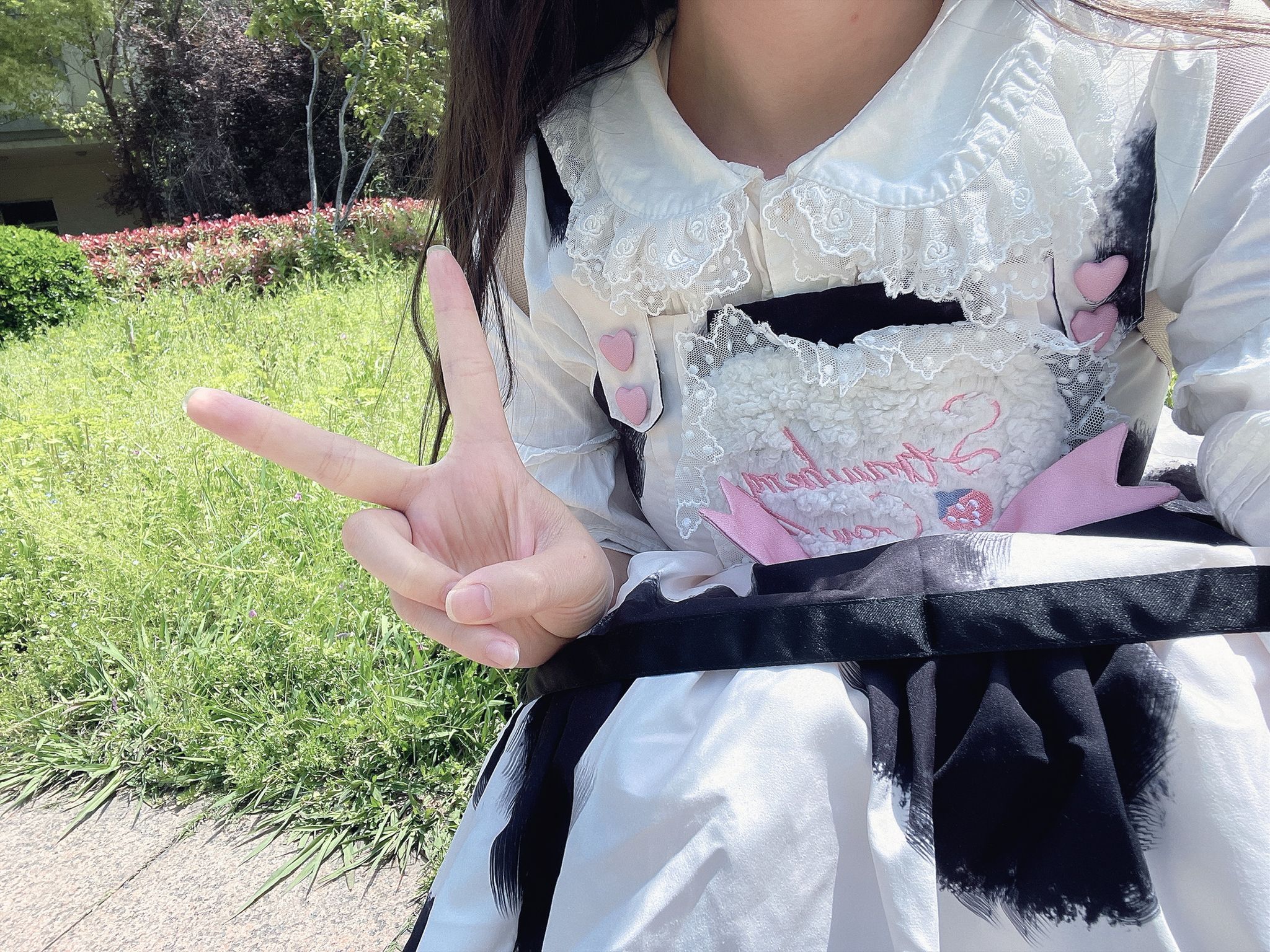小坦克型女大学： 户外露出 漂亮学生妹私下极度反差 性瘾小母狗