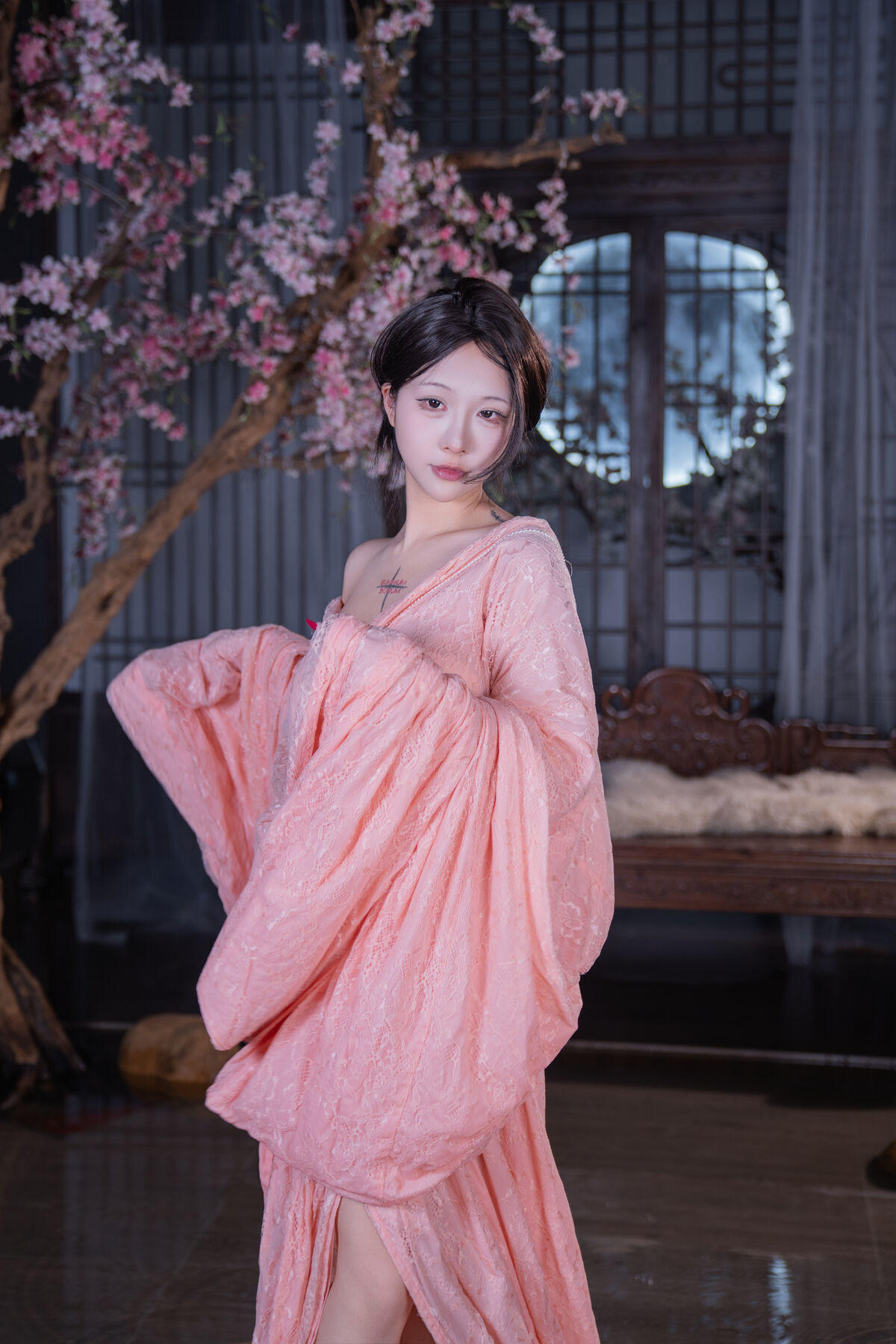 YiTuYu艺图语 Vol.10550 KK Hao E
