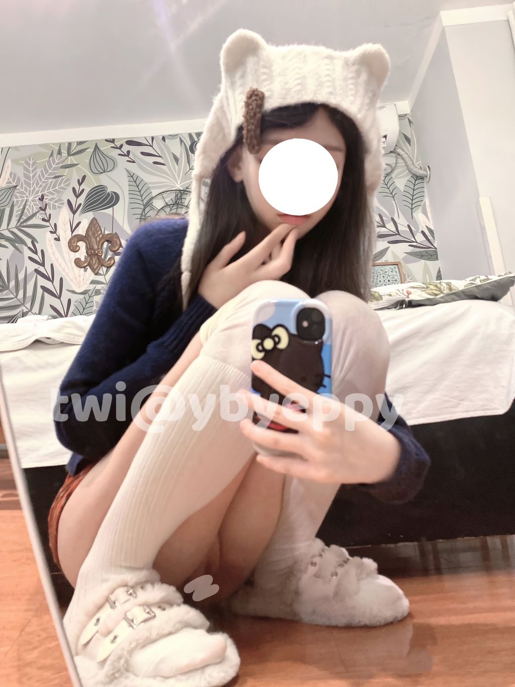ybyeppy: 贫乳反差小仙女 腰细腿长白虎 90 ybyeppy: 贫乳反差小仙女 腰细腿长白虎