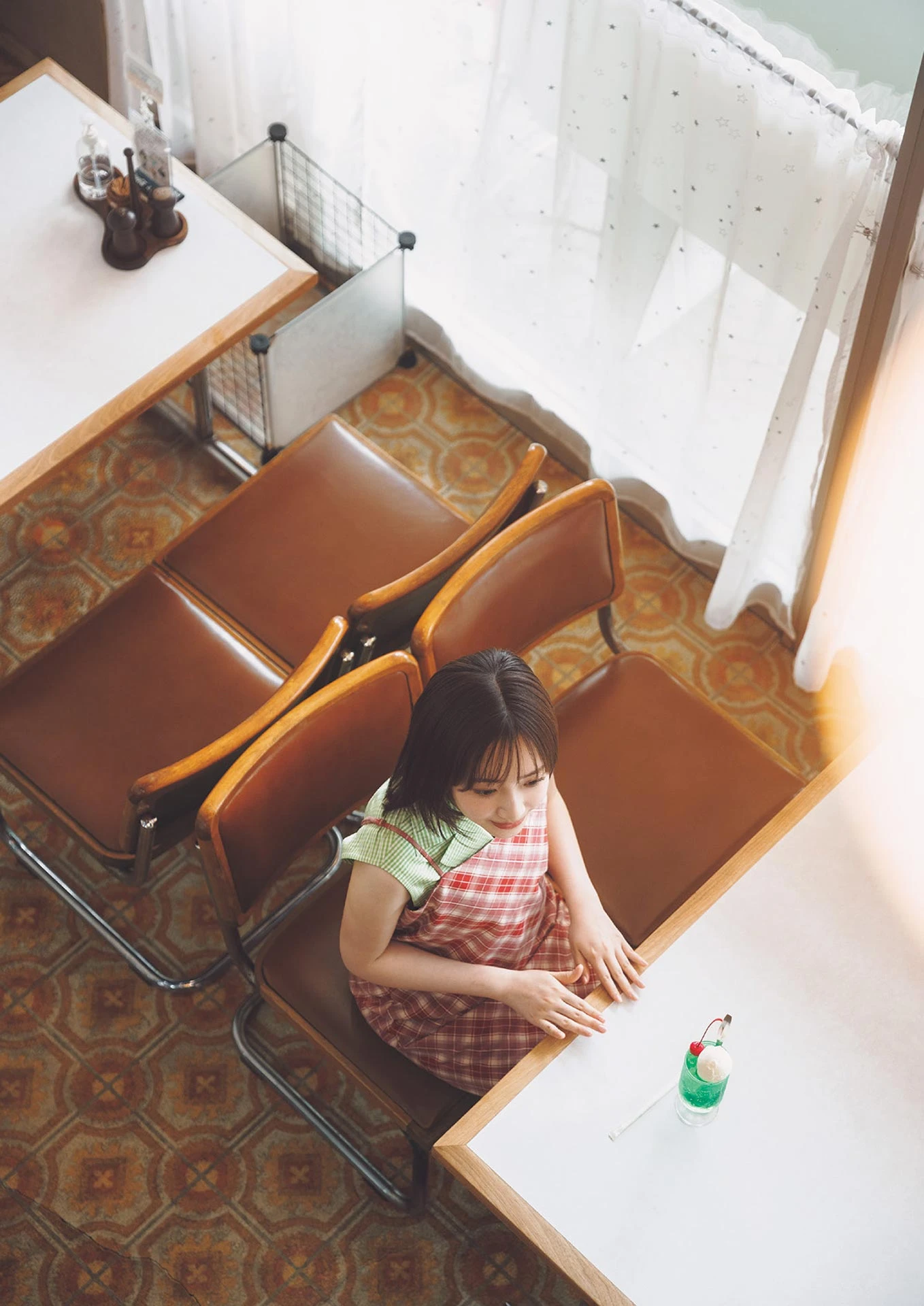 塩釜菜那 南後杏子 大賀彩姫 岬なこ 地頭江音々, B.L.T. 2025.09 (ビー・エル・ティー 2025年9月号)