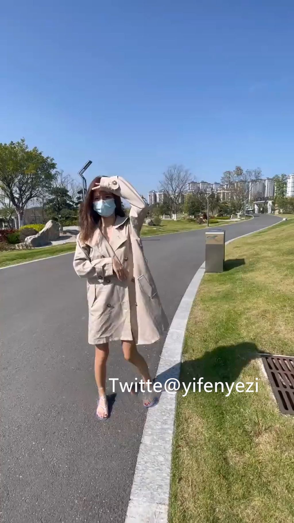 [OtherXXX] 一枫叶子： 人前露出极品露出合集