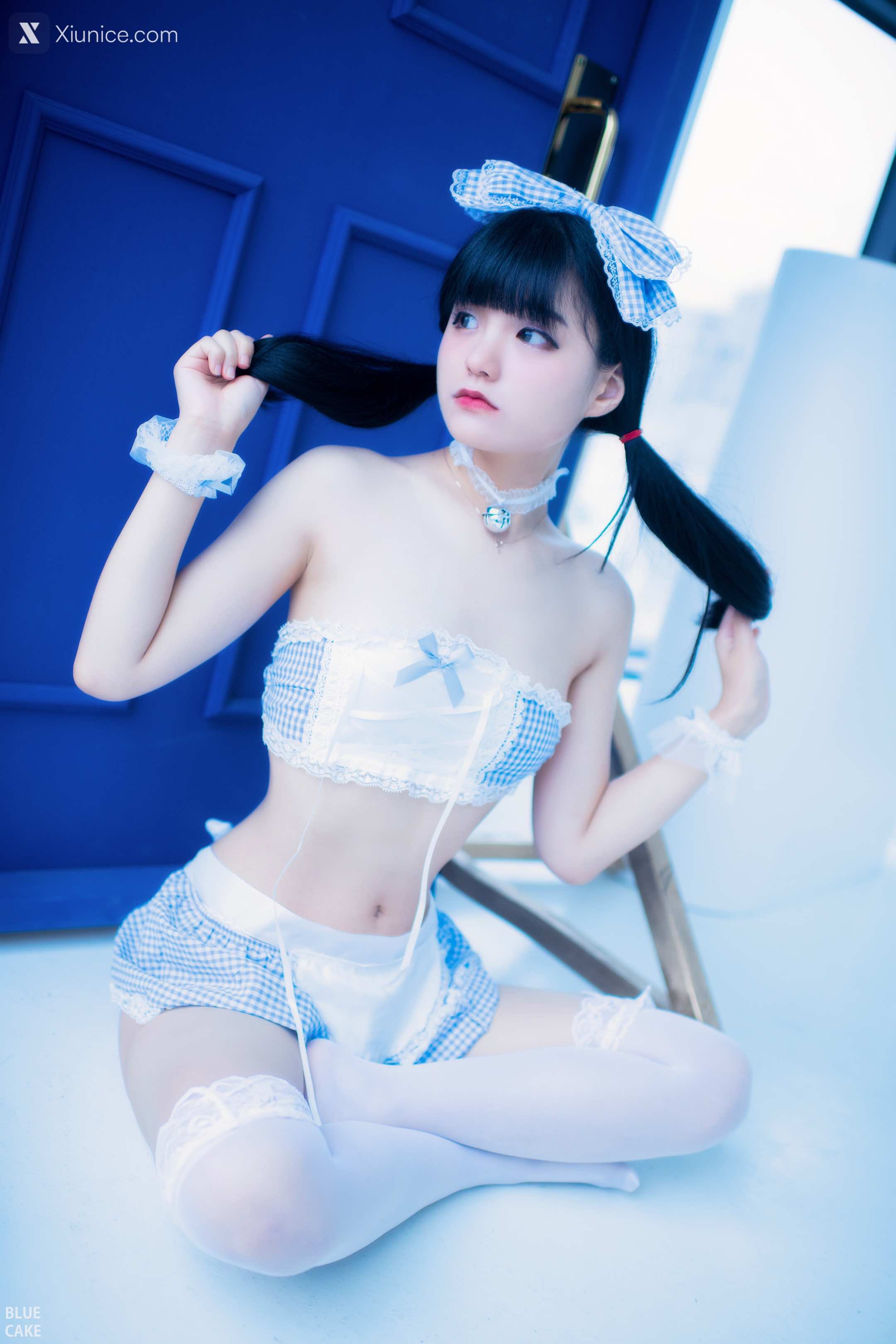 BLUECAKE Jeong Jenny (정제니) – WHITE 4K