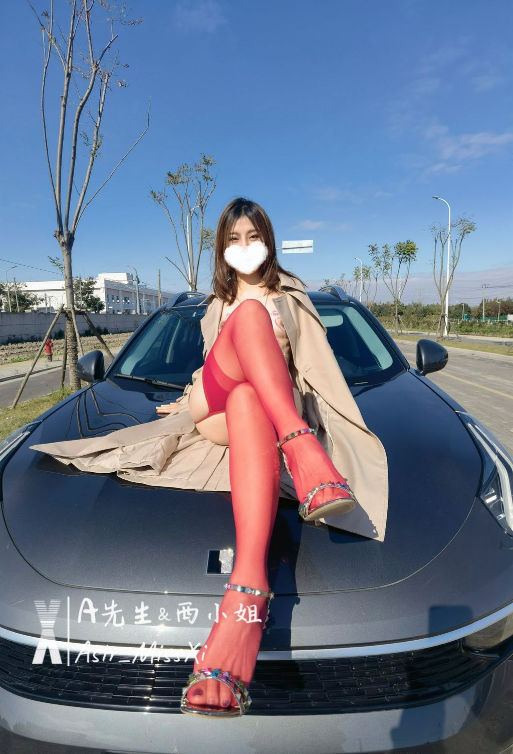 [OtherXXX] A先生西小姐： 淫妻调教 人前露出私拍福利