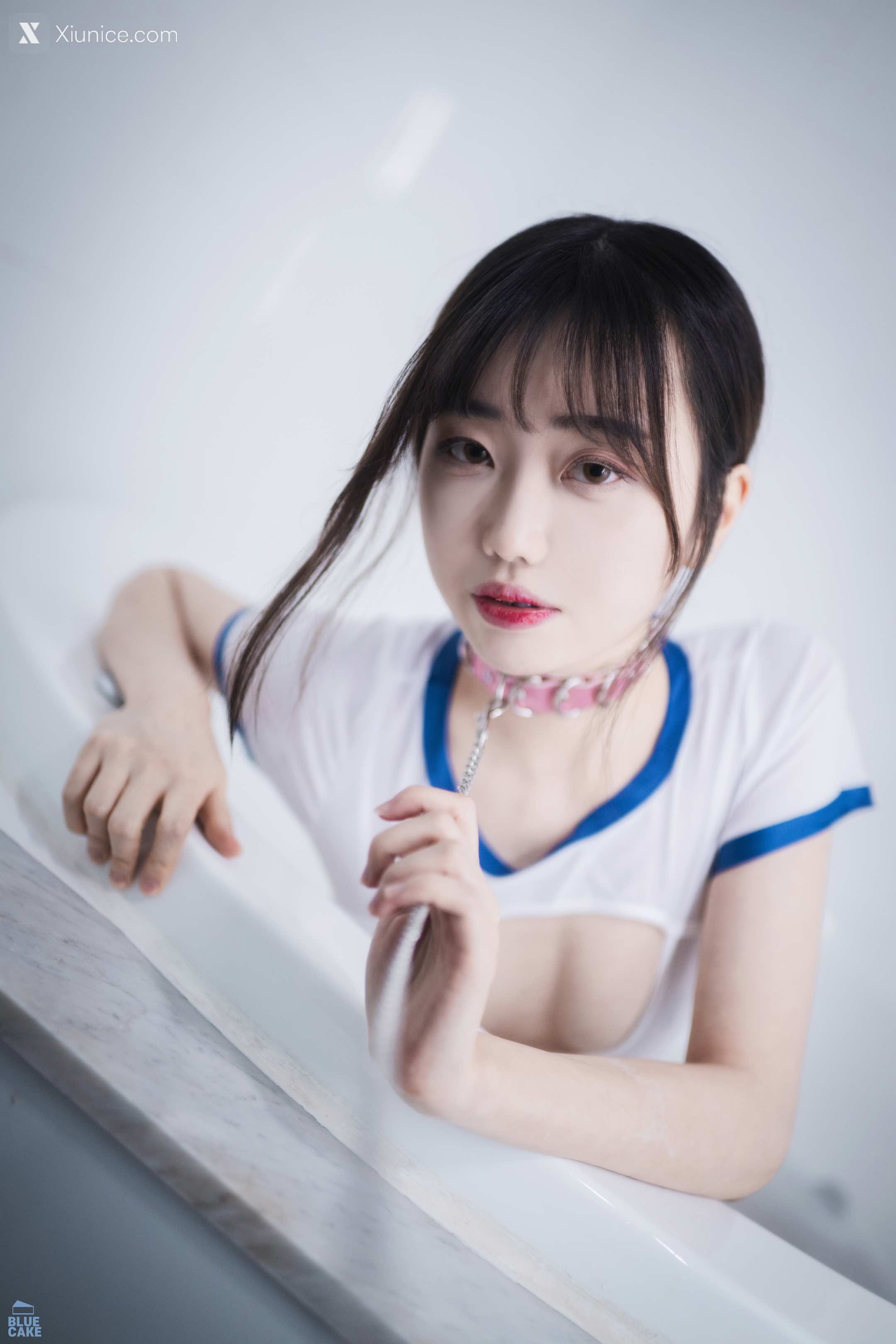 BLUECAKE Kim Ji-won (김지원) – White One + RED.Ver 4K