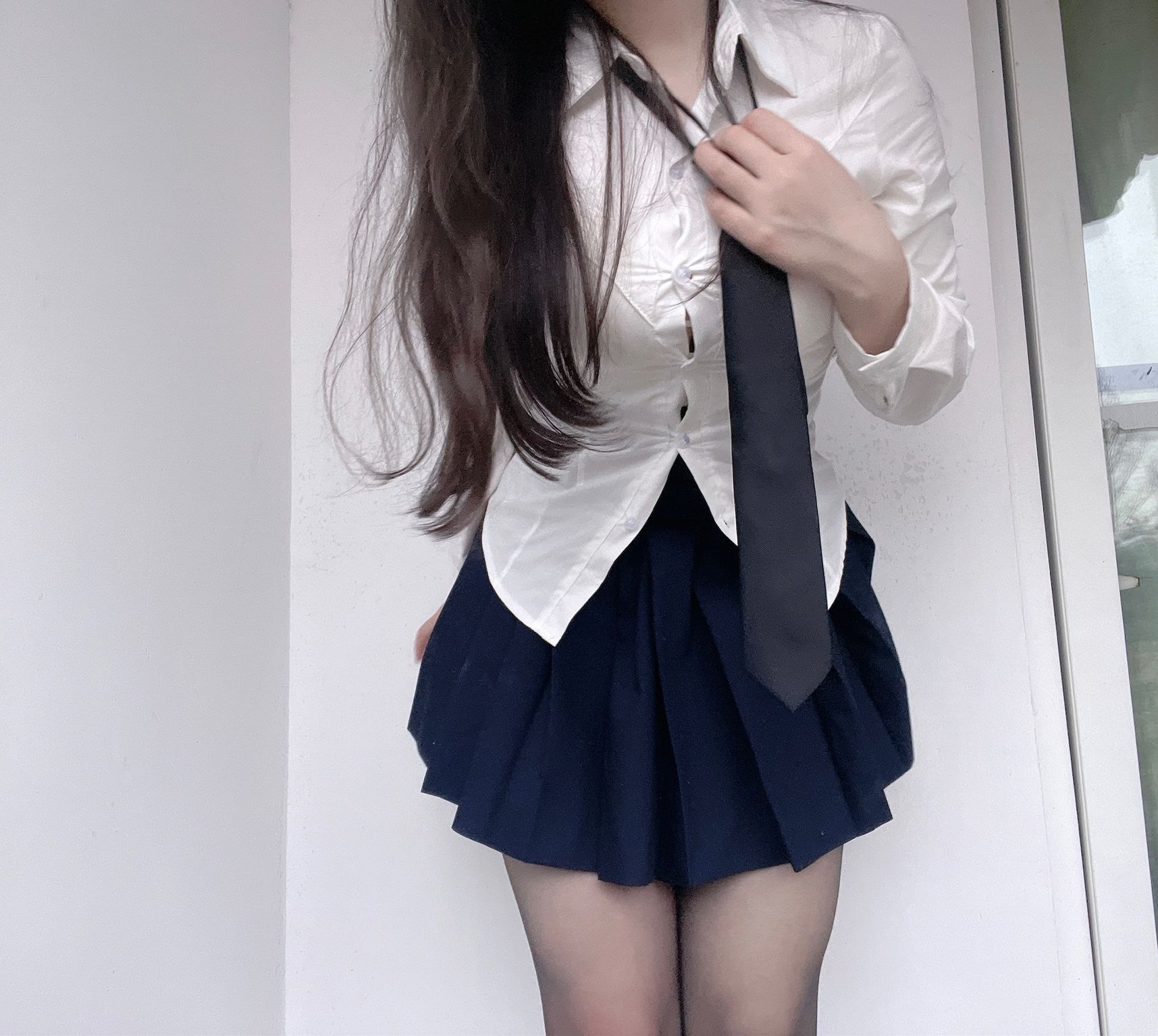 小坦克型女大学： 户外露出 漂亮学生妹私下极度反差 性瘾小母狗