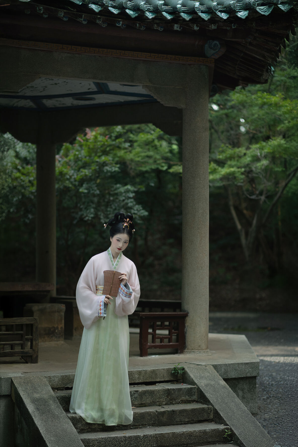 YiTuYu艺图语 Vol.10483 Qi E Rong Rong
