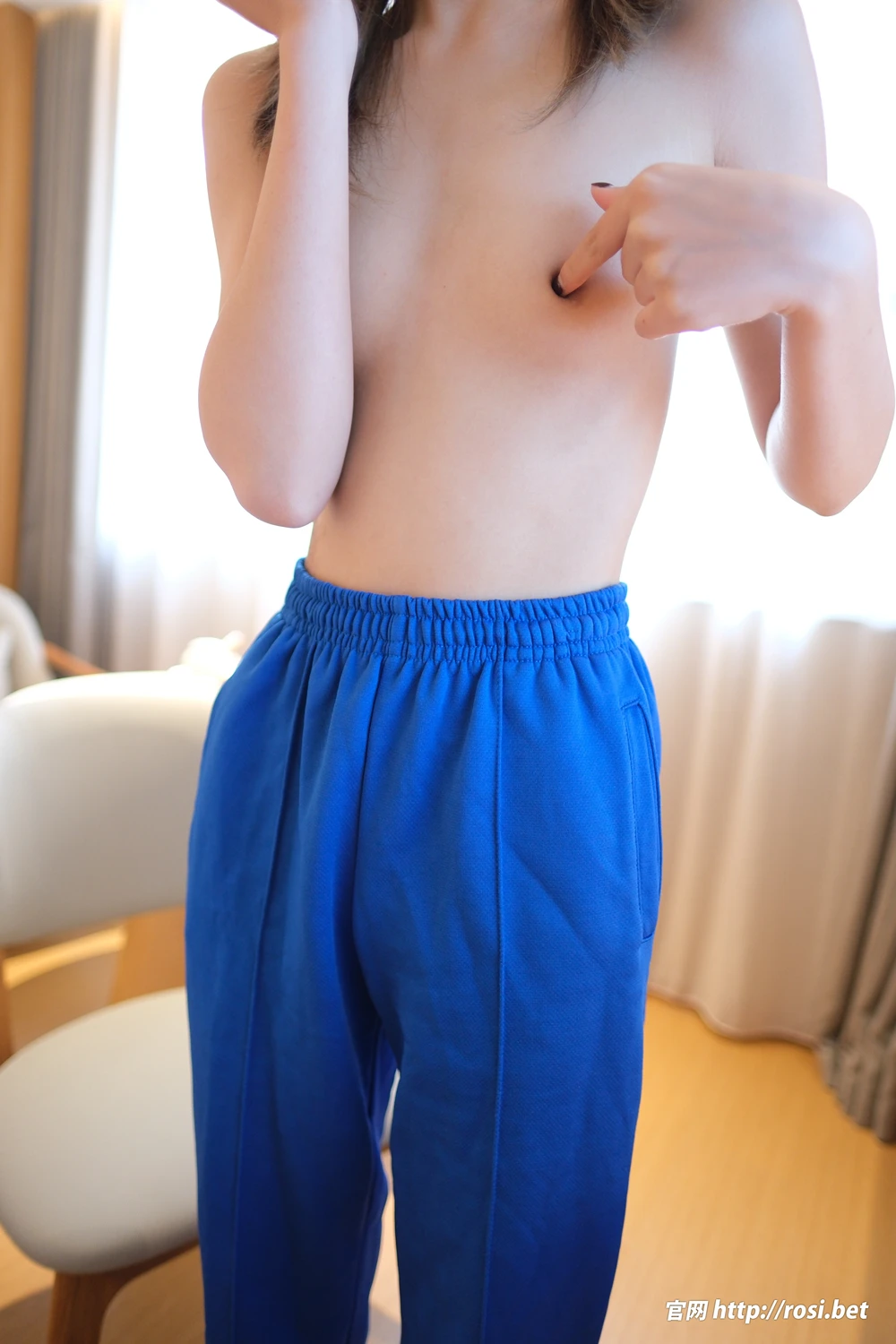 ROSI写真 2025.11.18 No.5097 16 ROSI写真 2025.11.18 No.5097