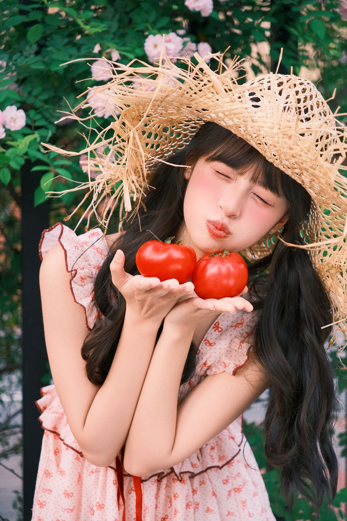 YiTuYu艺图语 Vol.10263 Xia Yu Xiao Nian